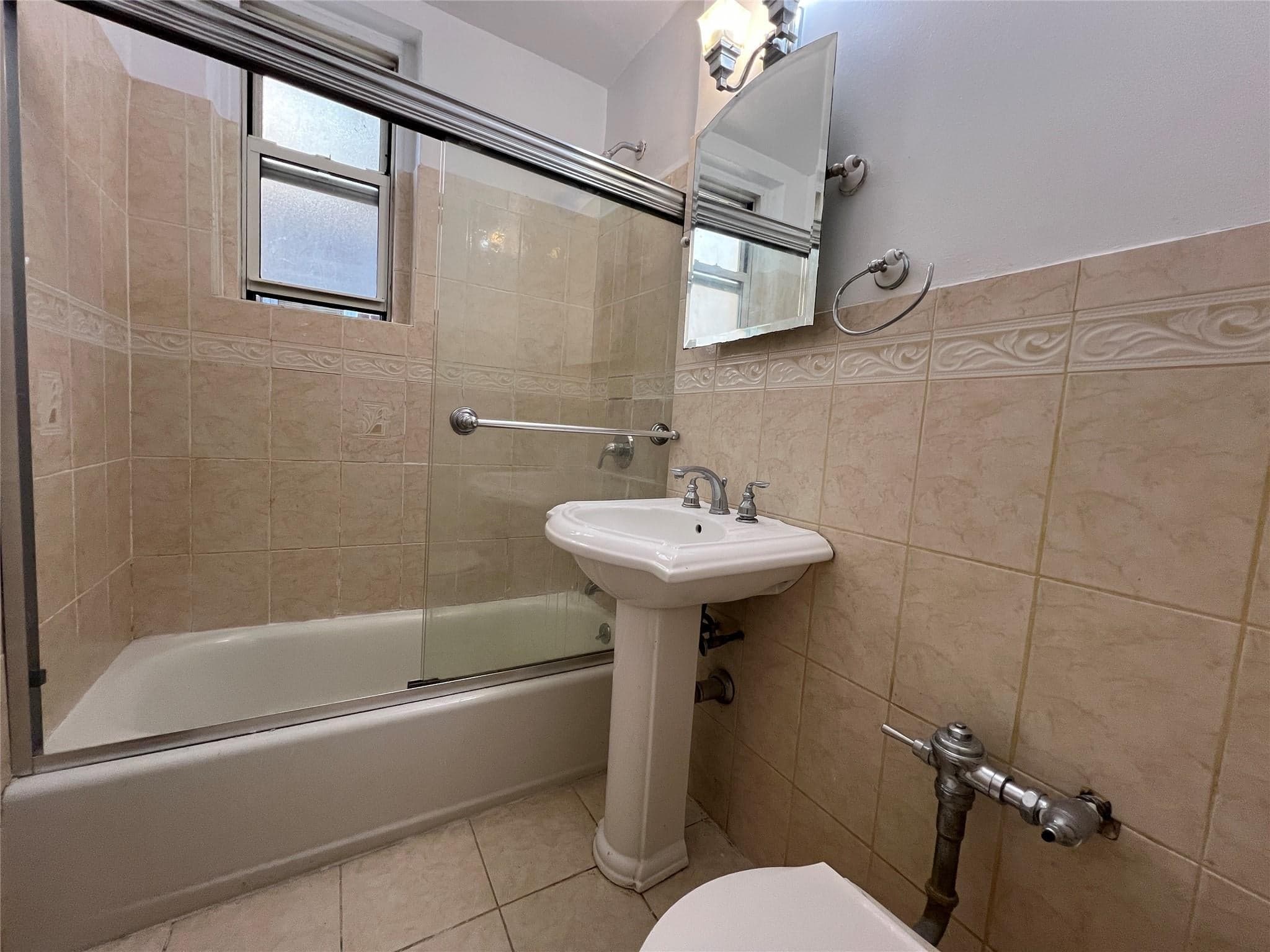 1475 Thieriot Avenue Unit: 5J thumbnail 9