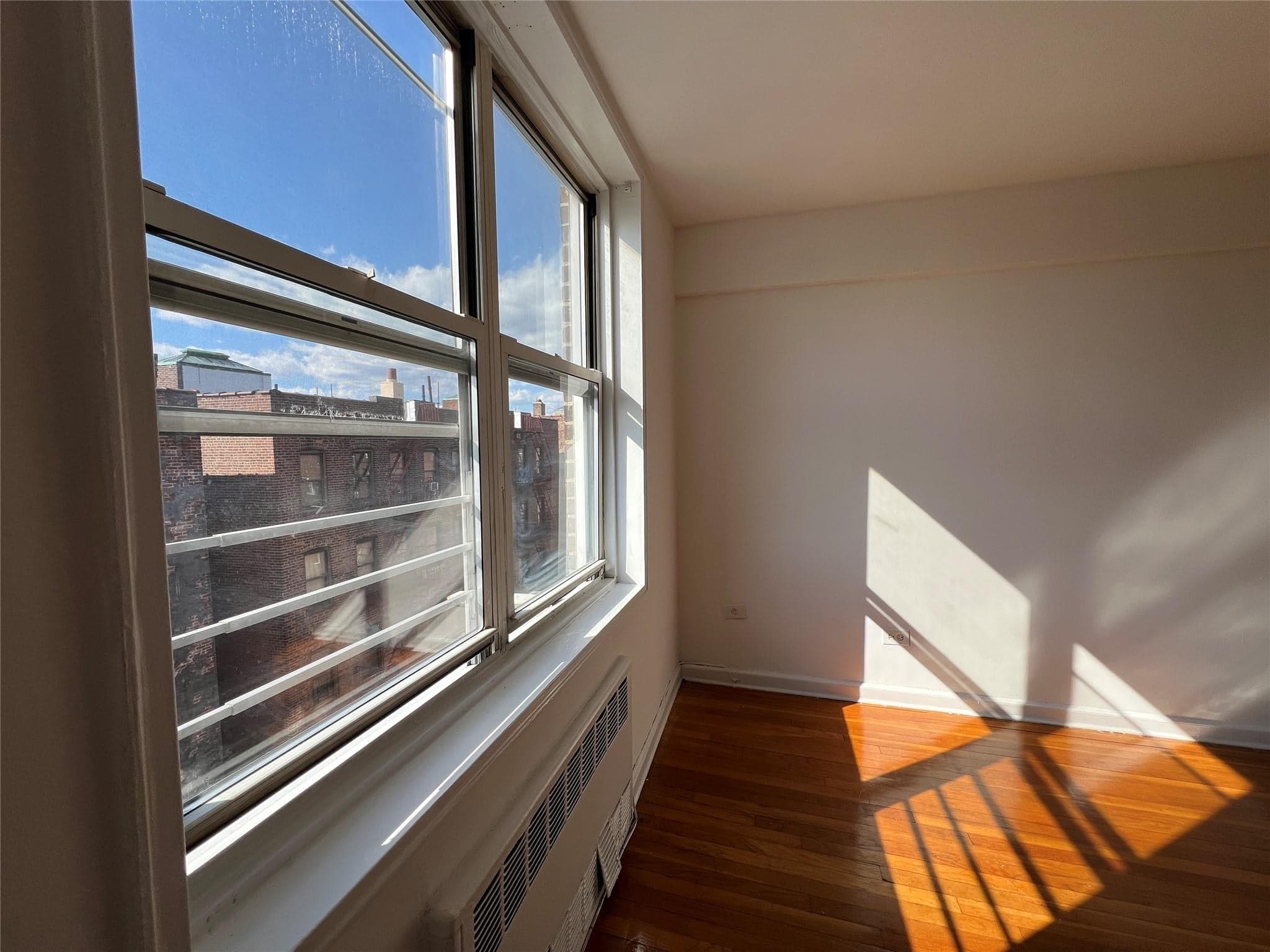 1475 Thieriot Avenue Unit: 5J, Bronx