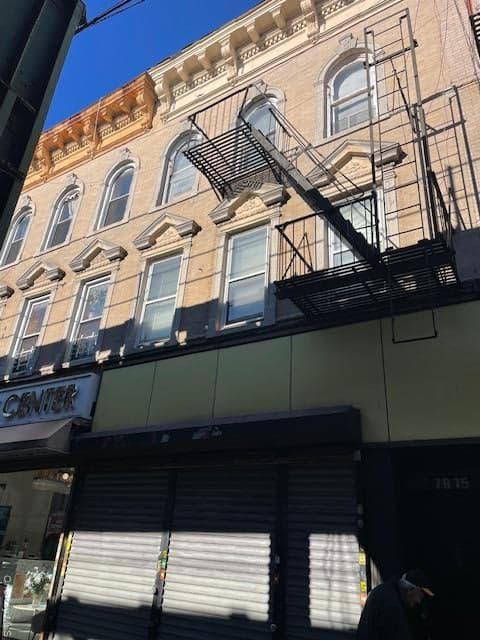 79-15 Jamaica Ave Avenue, Woodhaven