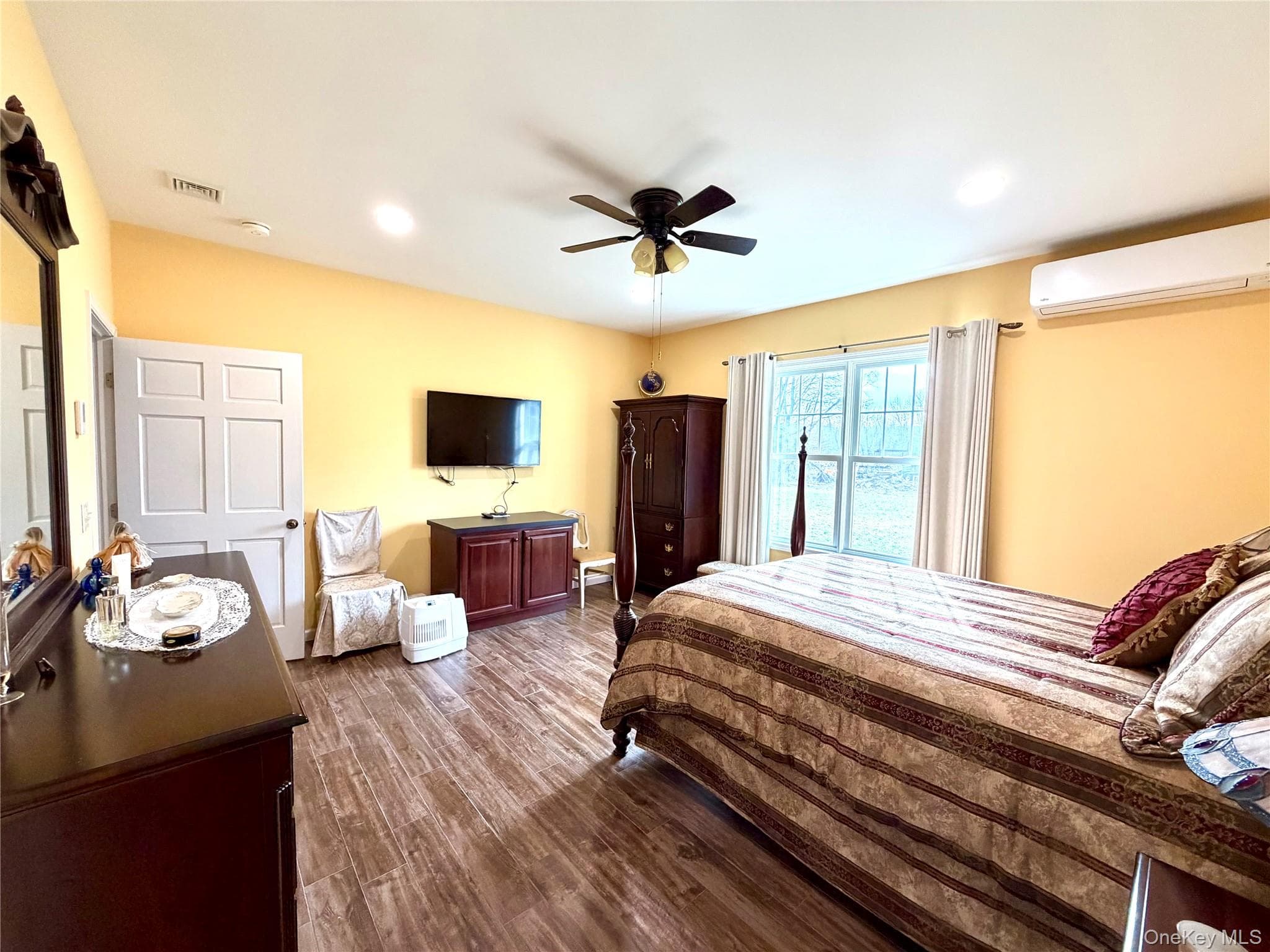 155 Willow Tree Road thumbnail 9