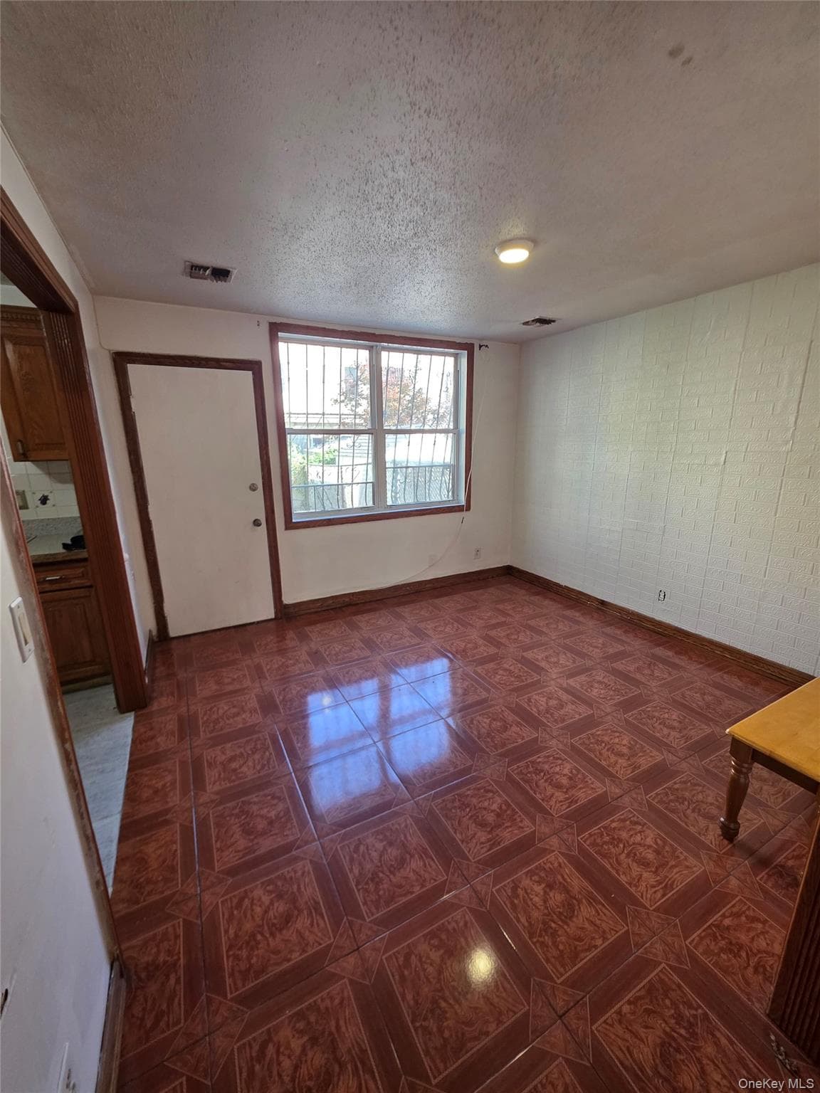 1186 Vyse Avenue thumbnail 15