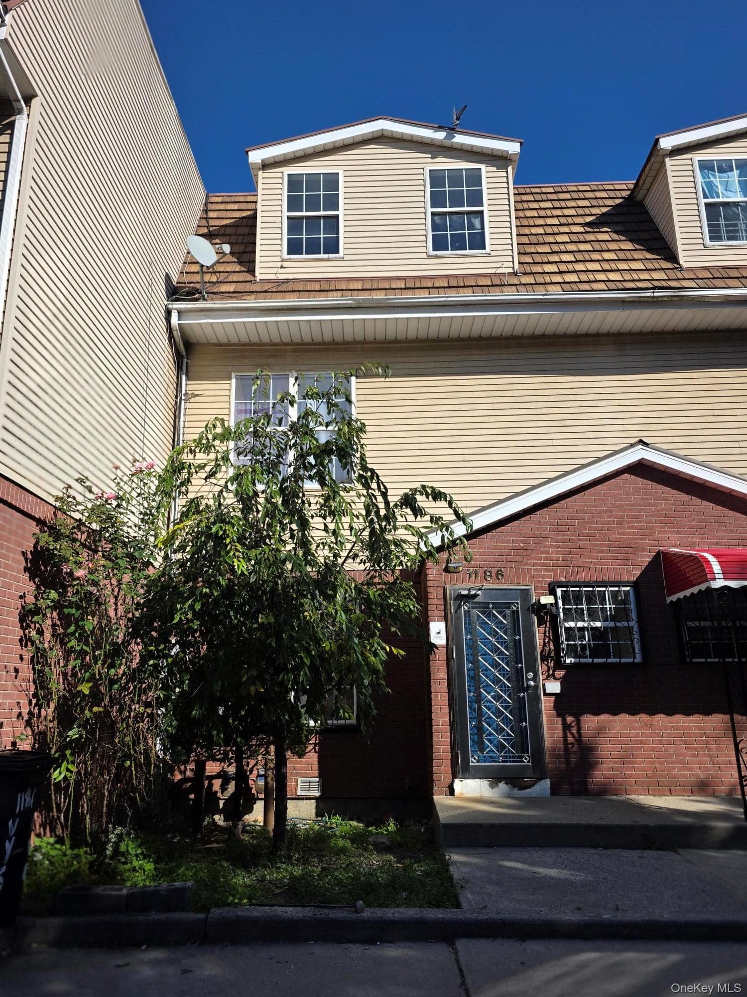 1186 Vyse Avenue thumbnail 7