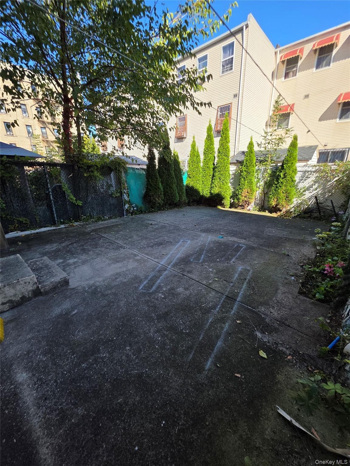 1186 Vyse Avenue thumbnail 11