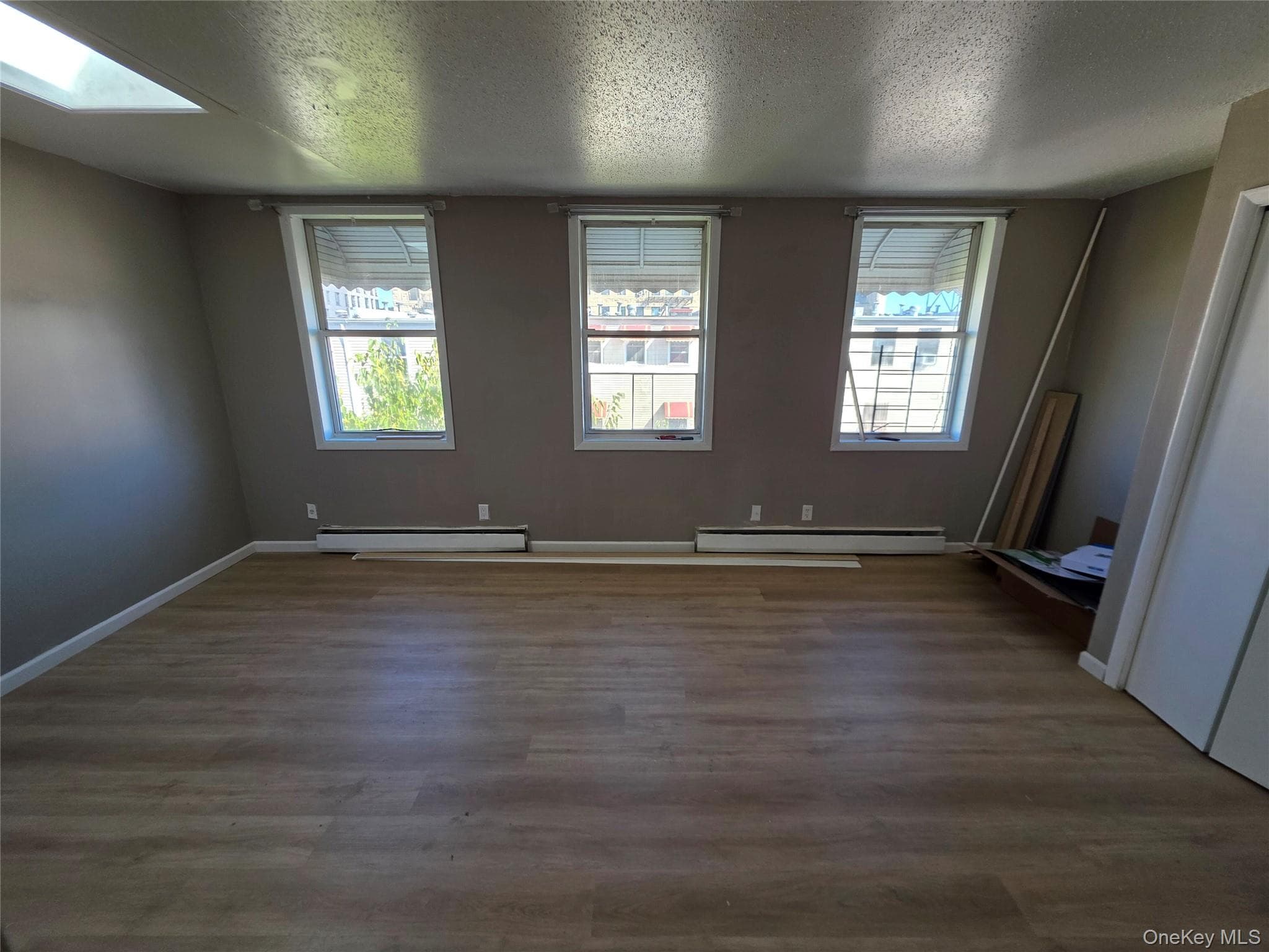 1186 Vyse Avenue thumbnail 26