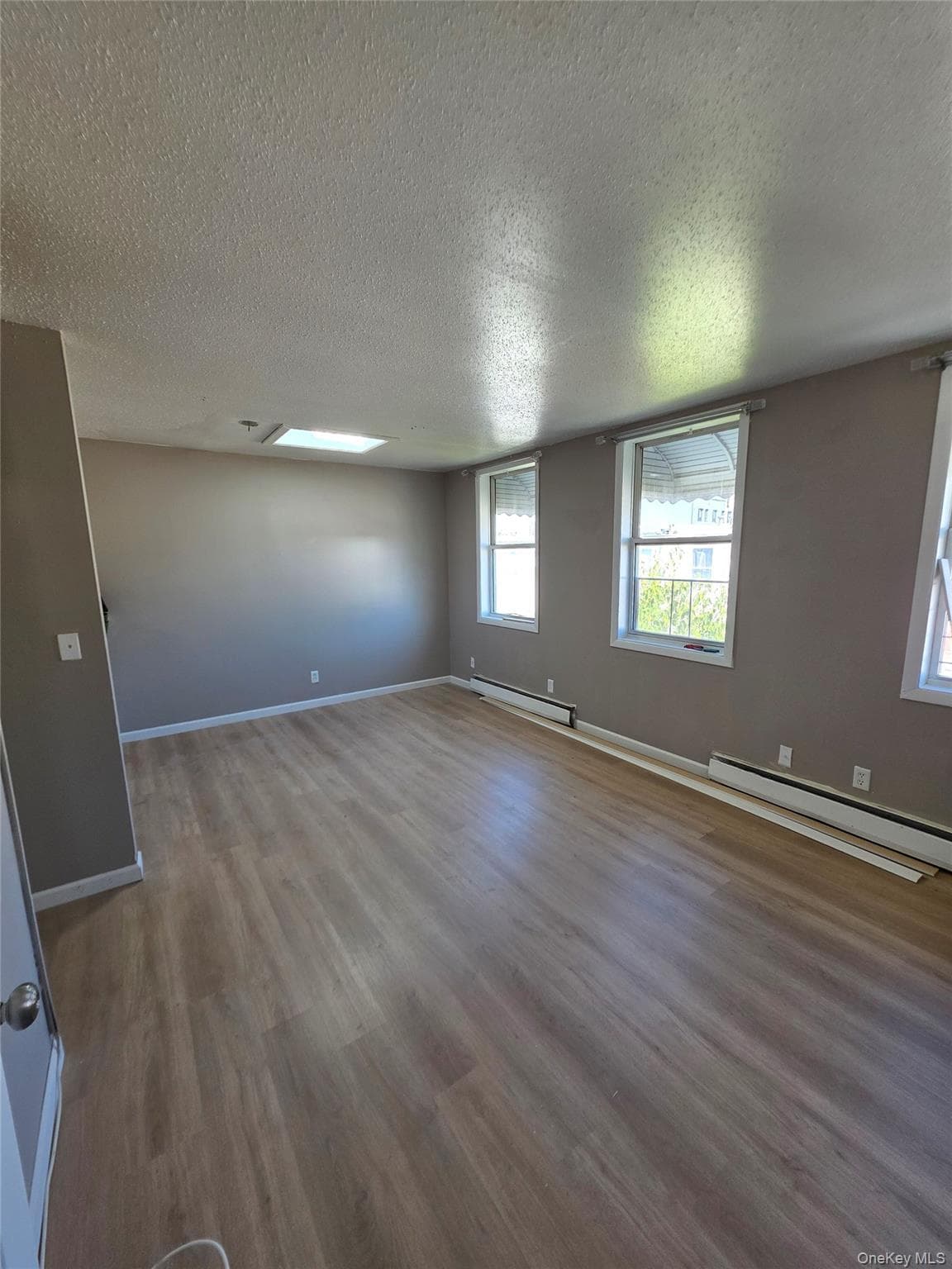 1186 Vyse Avenue thumbnail 25