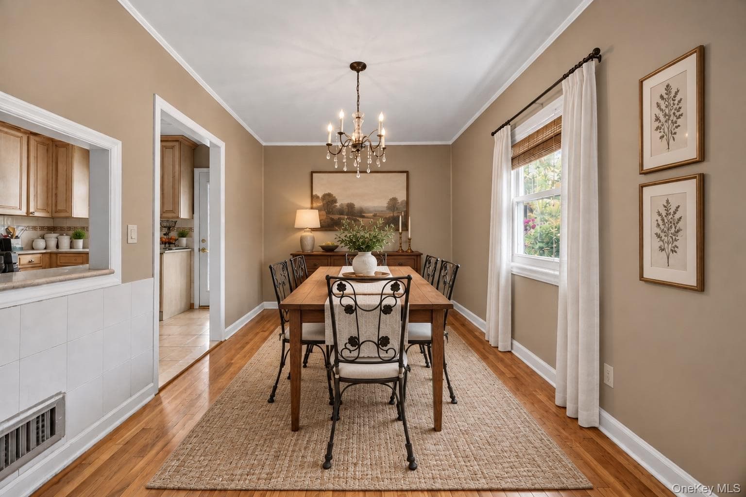 207 Clunie Avenue thumbnail 9