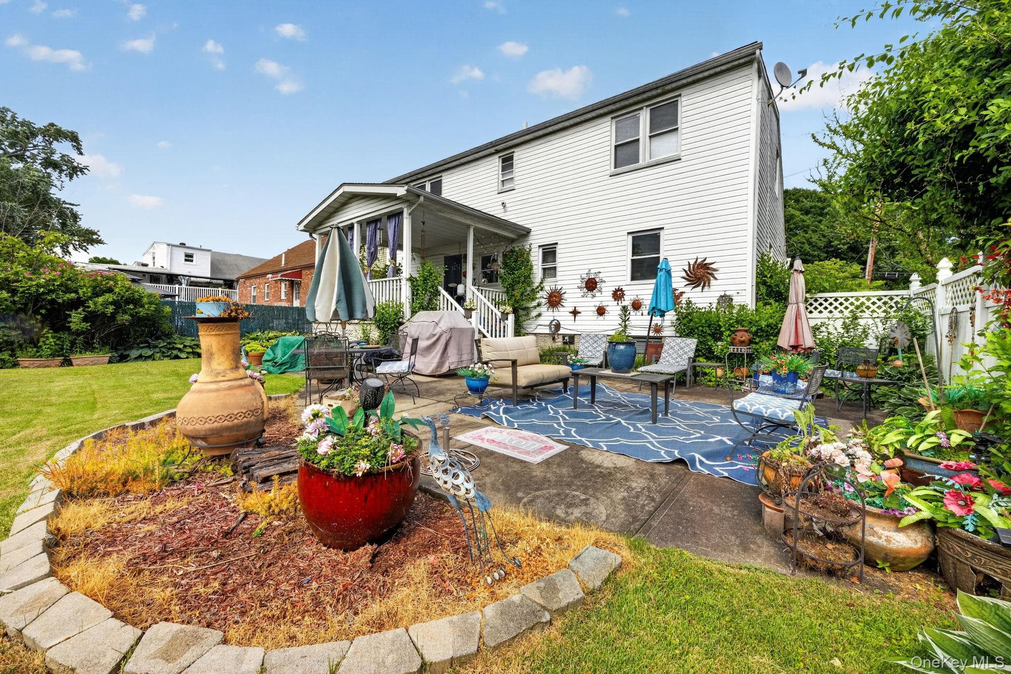 207 Clunie Avenue thumbnail 24