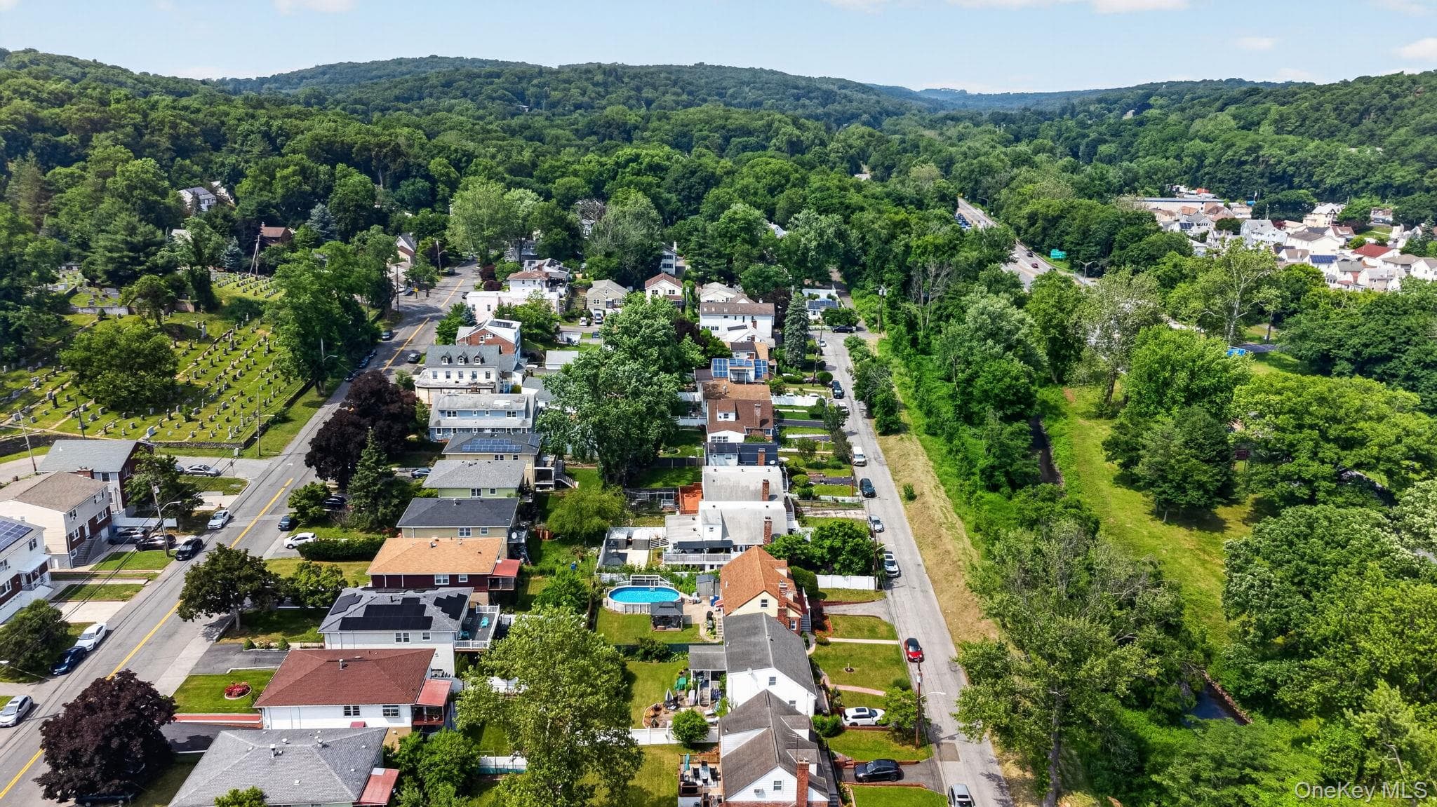 207 Clunie Avenue thumbnail 27