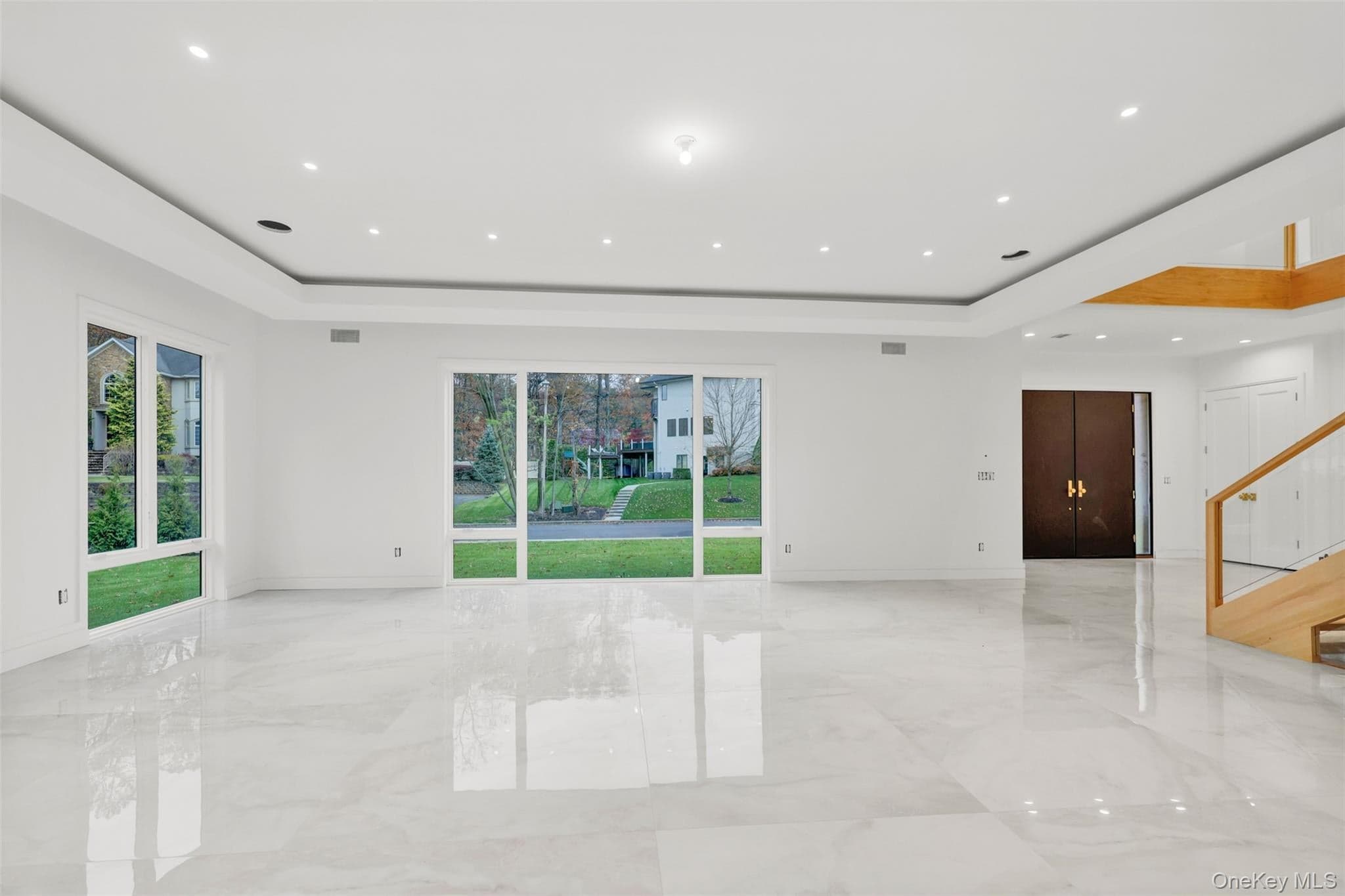 17 Wallenberg Circle thumbnail 4