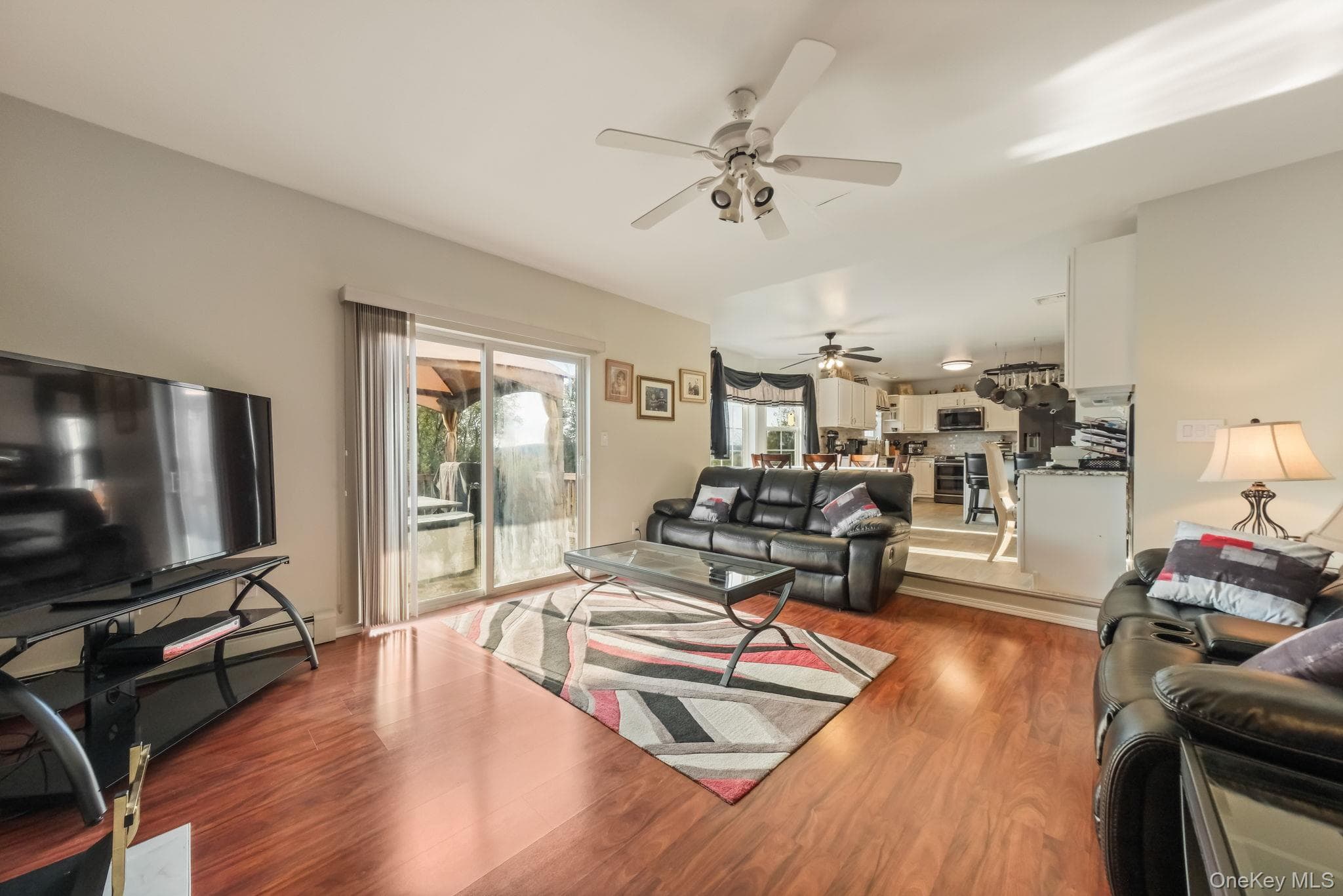 55 Beach Road thumbnail 19