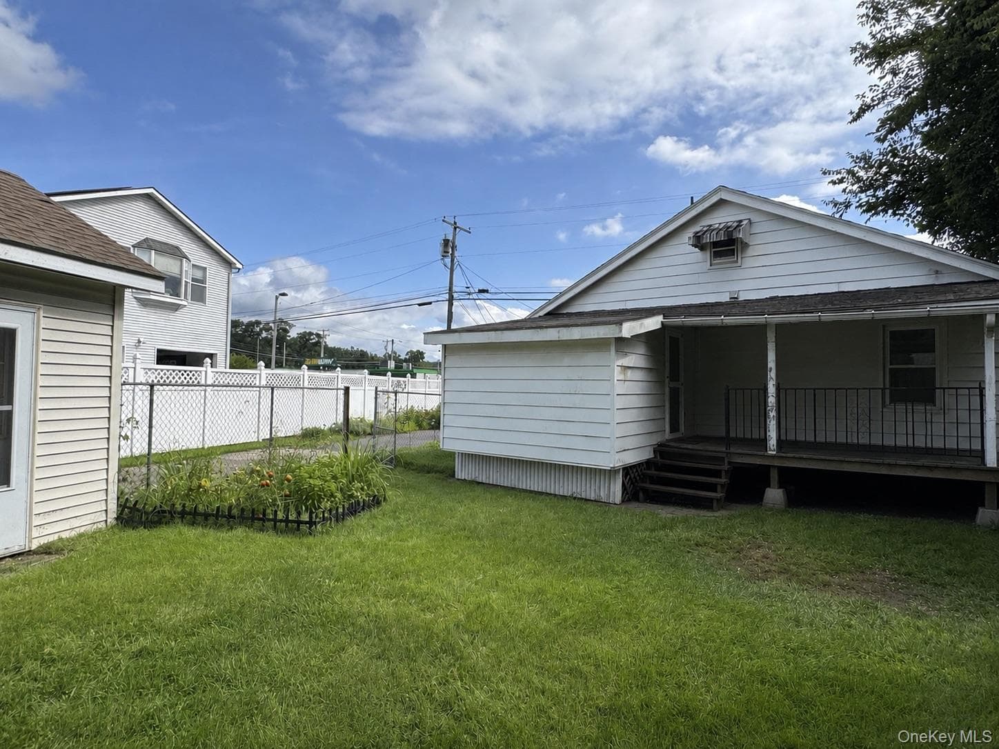 16 Esopus Avenue thumbnail 18