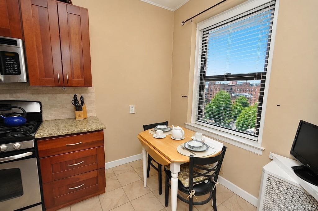 143 Garth Road Unit: 5J thumbnail 8