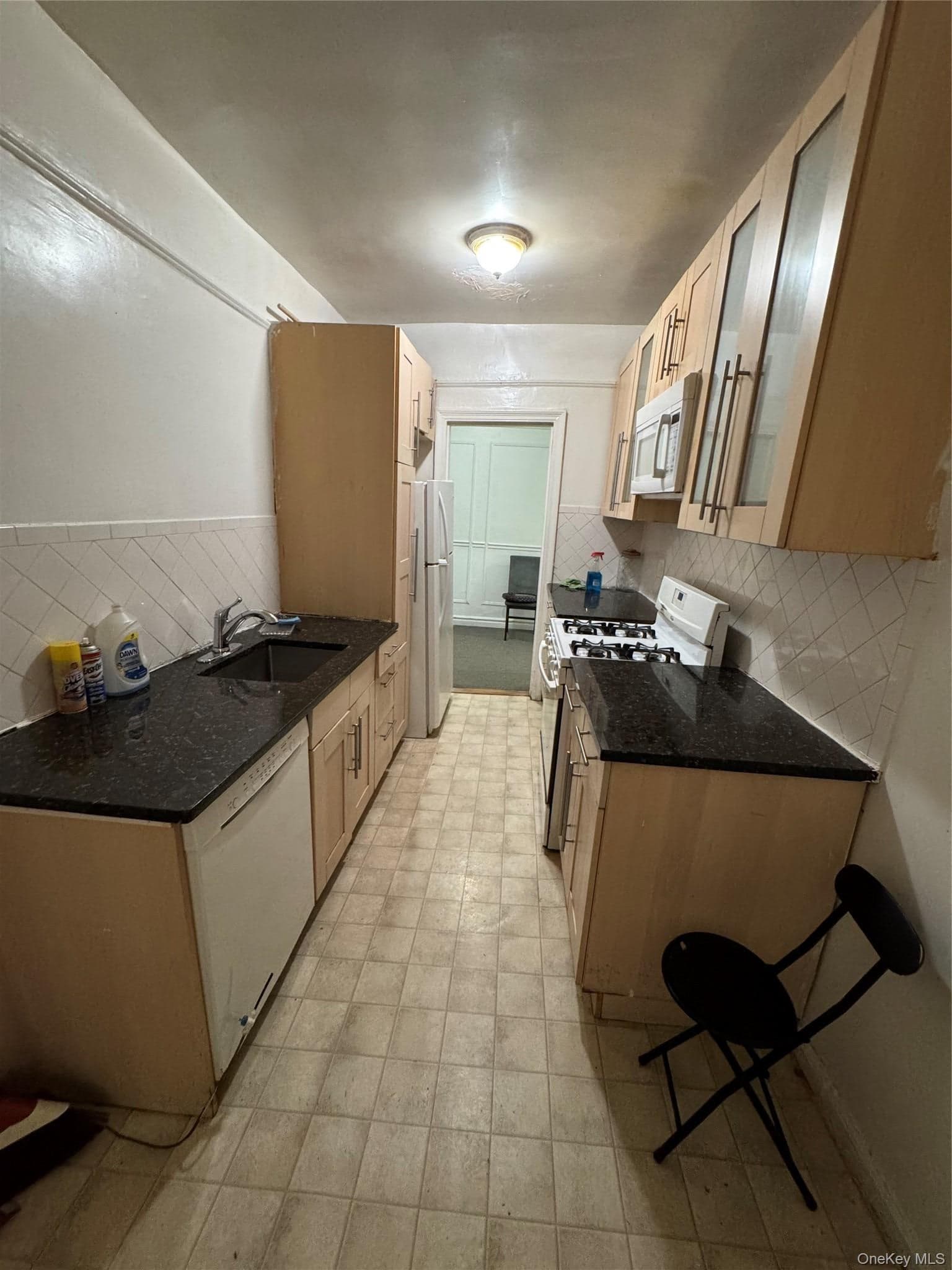 2081 Cruger Avenue Cruger Ave Unit: 1K thumbnail 11