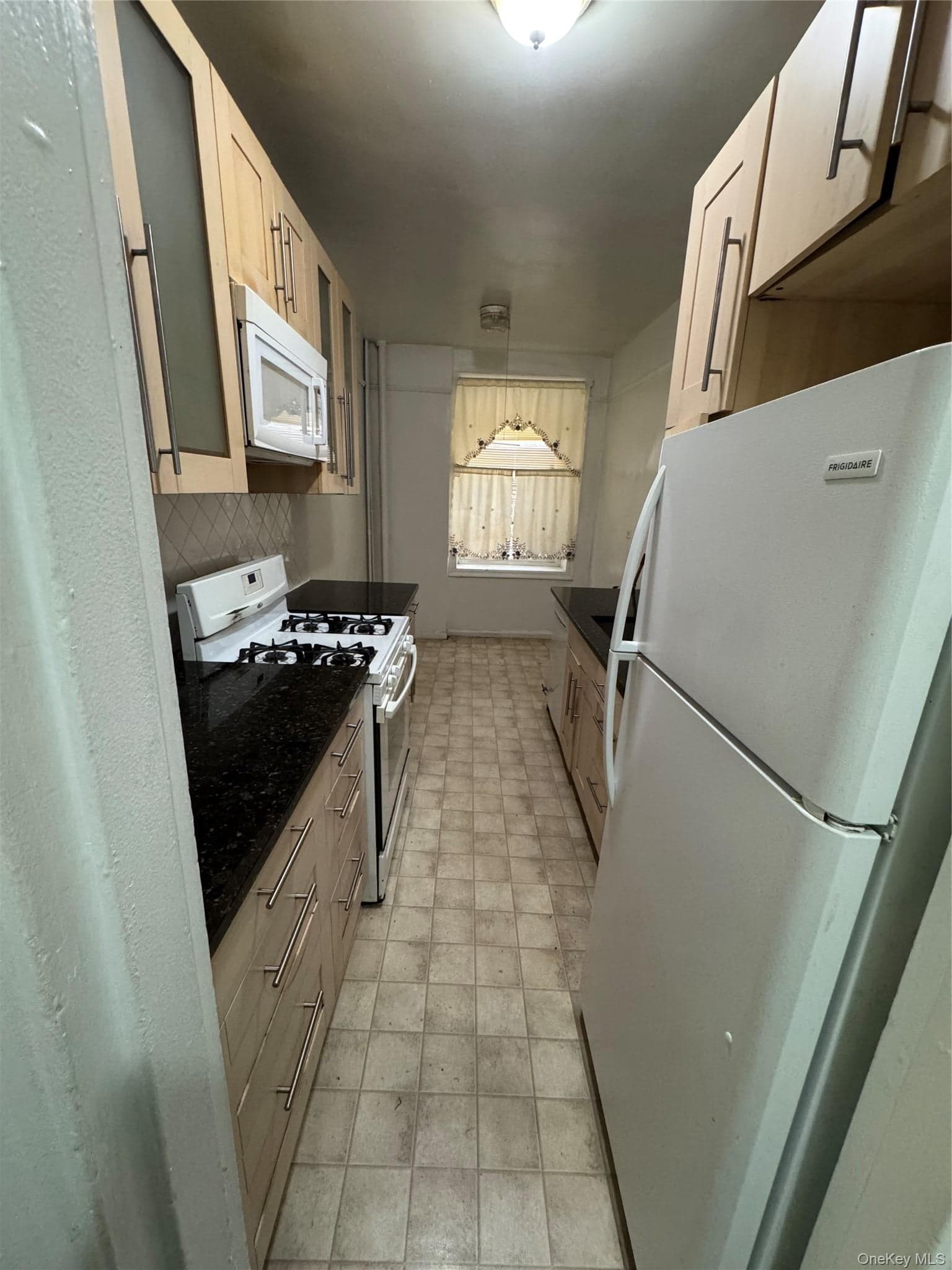 2081 Cruger Avenue Cruger Ave Unit: 1K thumbnail 10