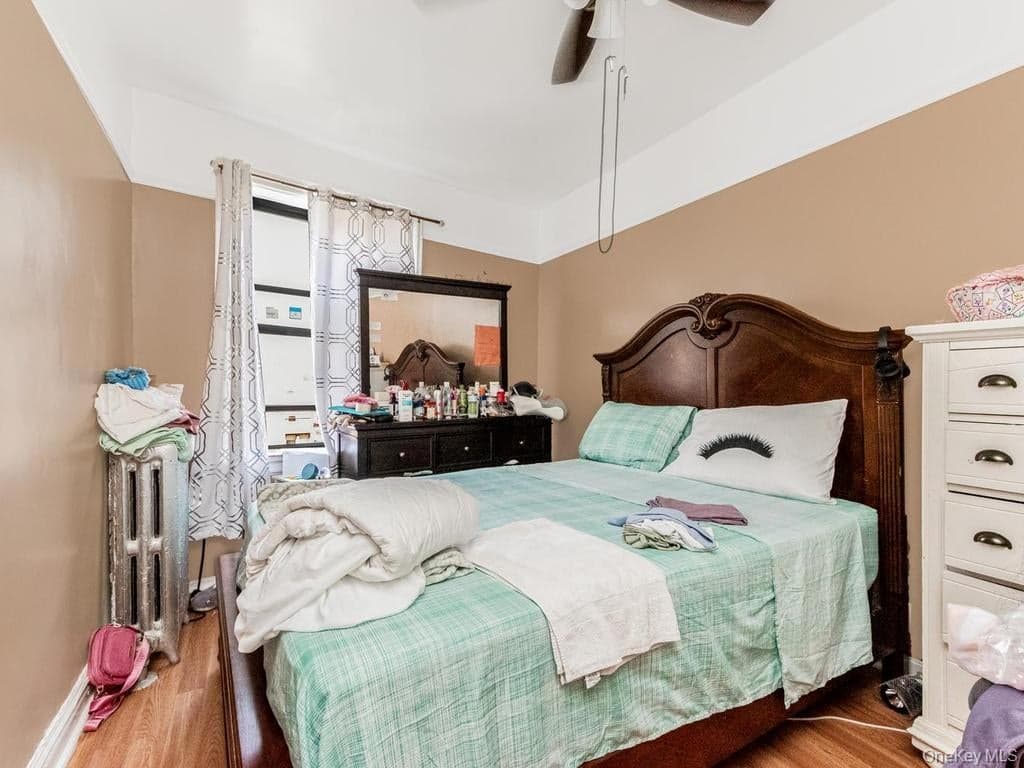 1534 Beach Avenue thumbnail 6