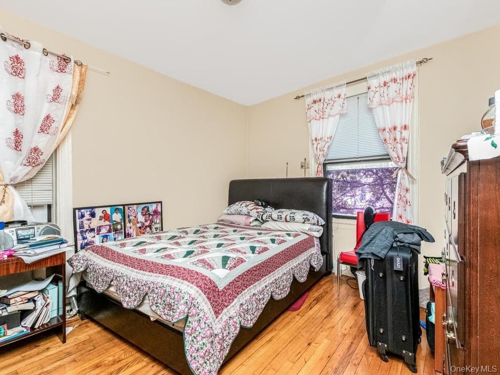 1534 Beach Avenue thumbnail 27