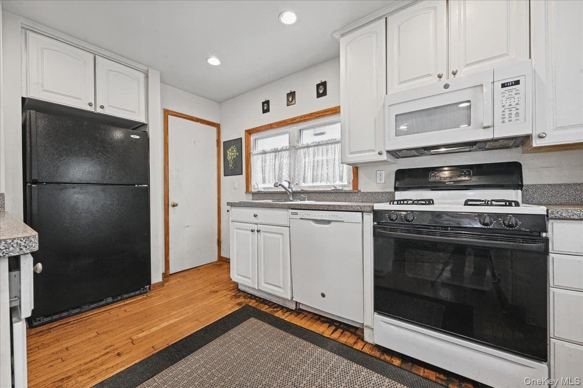 309 Frederick Avenue thumbnail 14