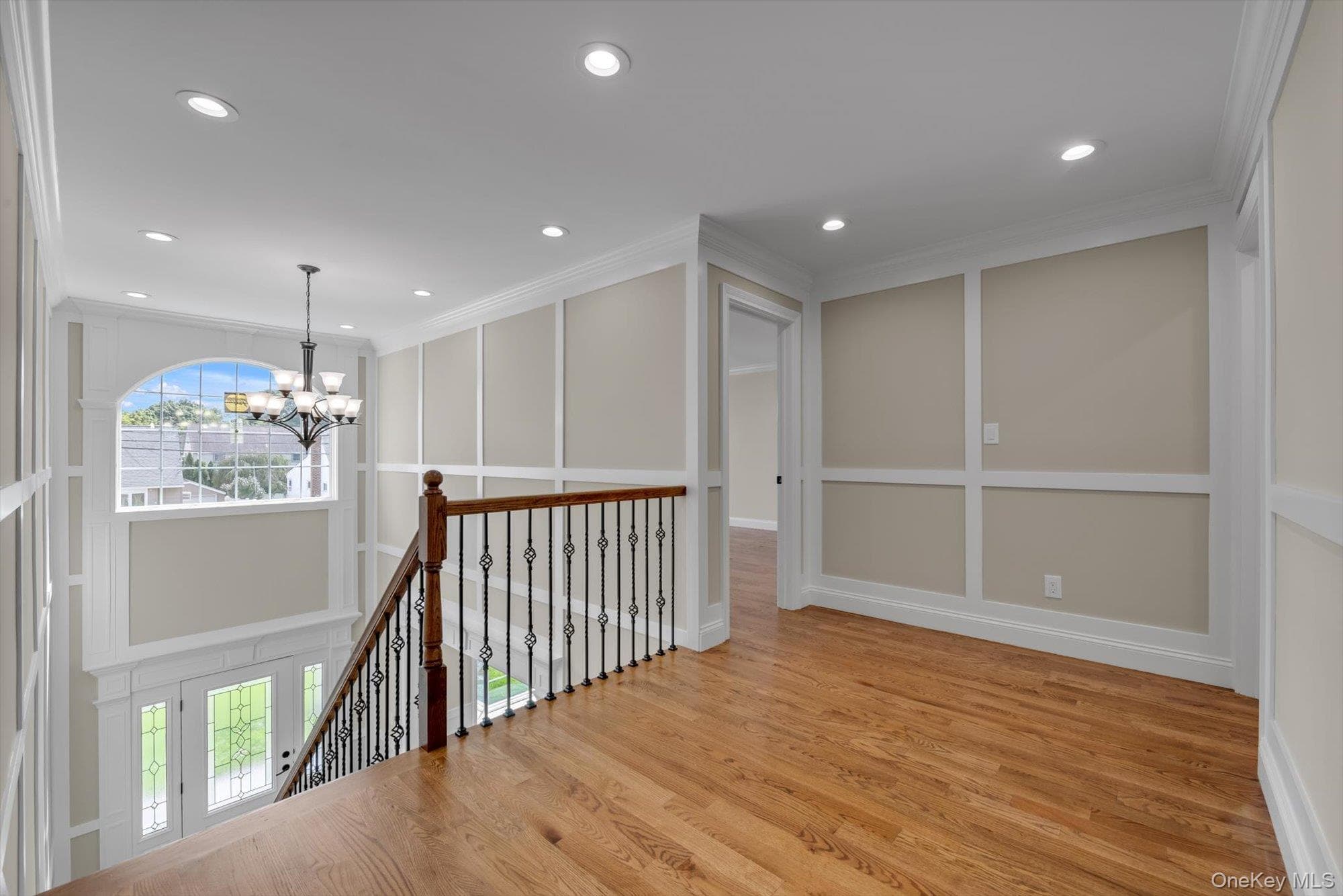 2351 Amherst Street thumbnail 12