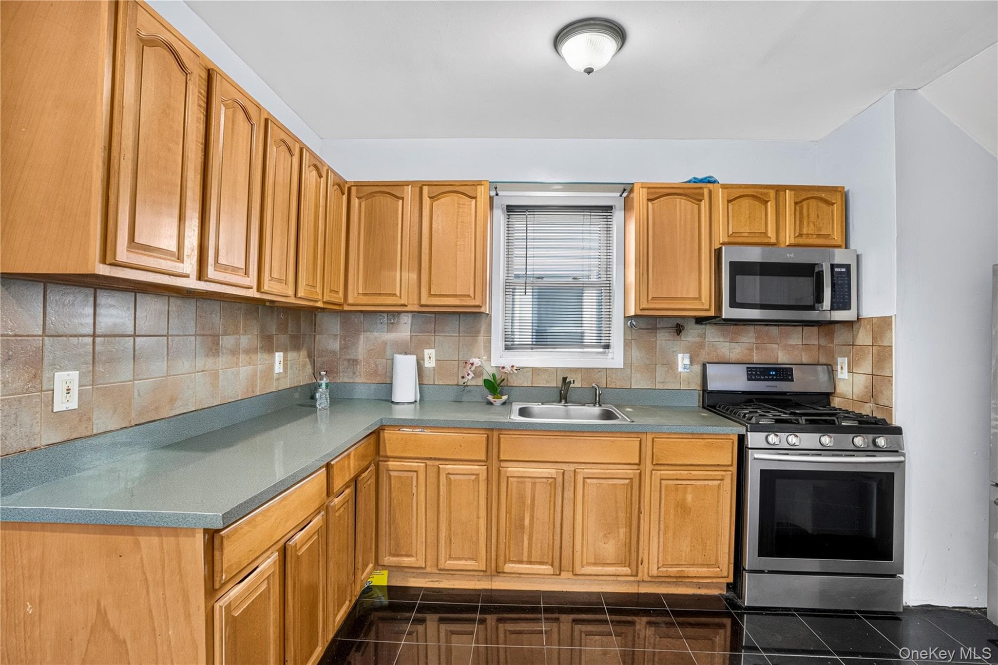 111-42 209th Street thumbnail 12