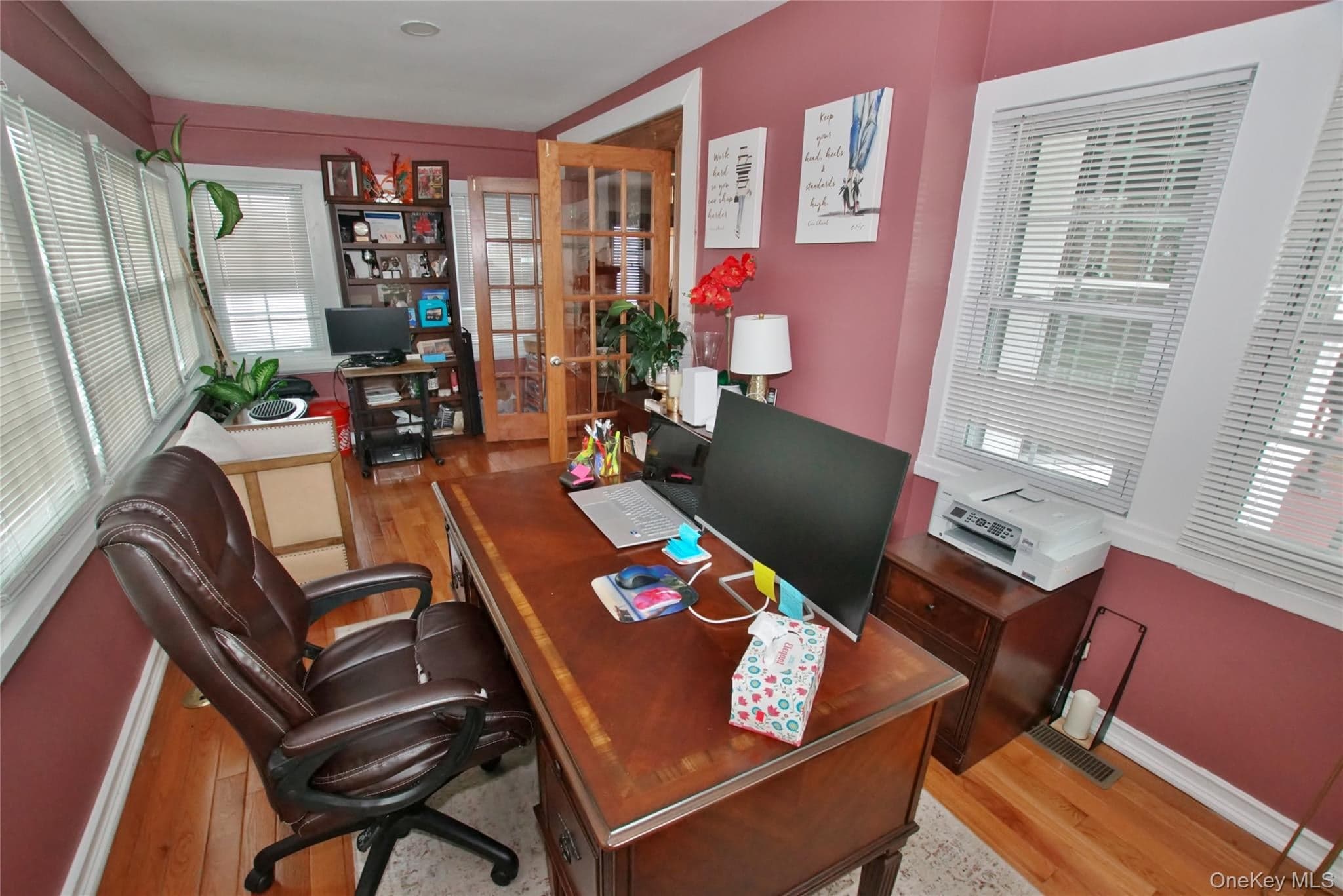 278 S Long Beach Avenue thumbnail 16