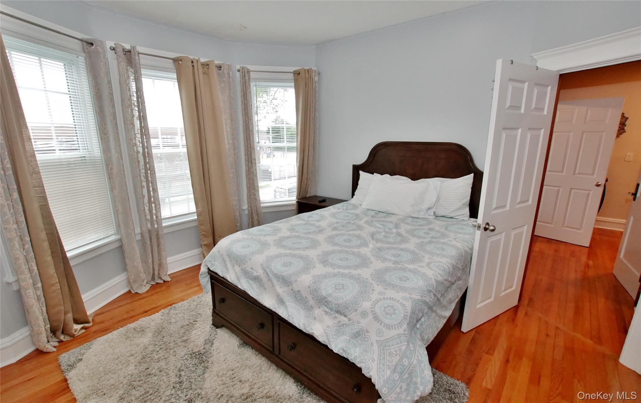 278 S Long Beach Avenue thumbnail 29