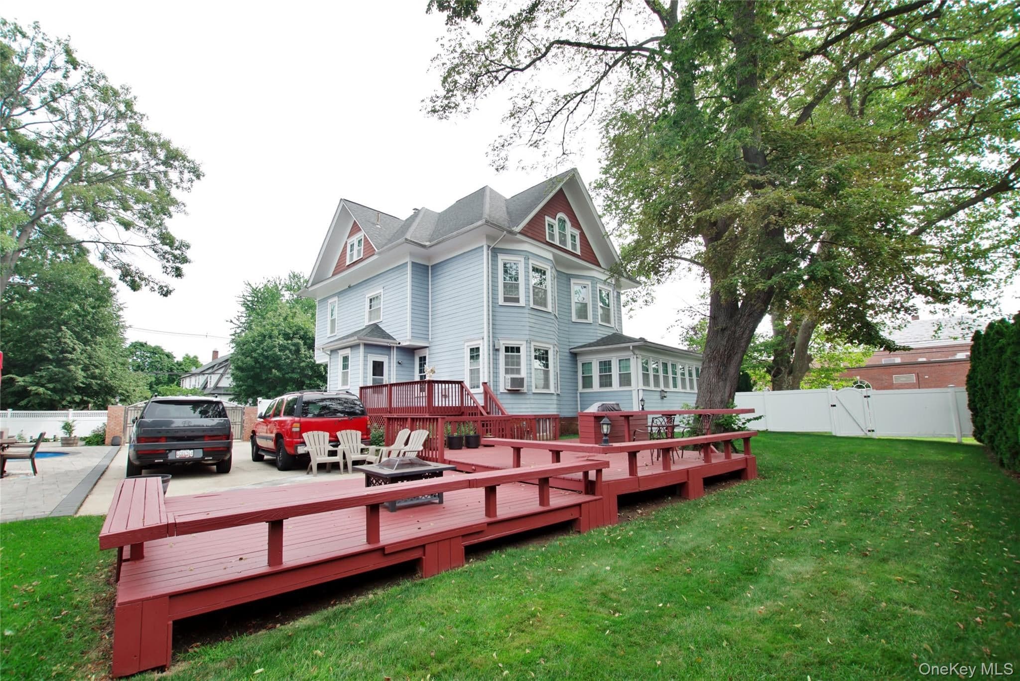 278 S Long Beach Avenue thumbnail 40