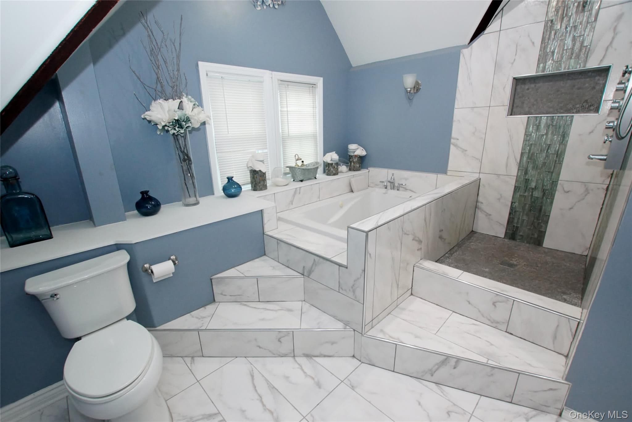 278 S Long Beach Avenue thumbnail 18