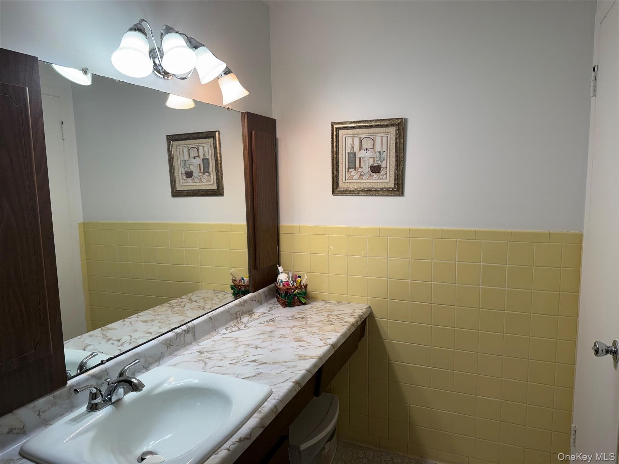 1840 Crompond Road Unit: 3B4 thumbnail 13
