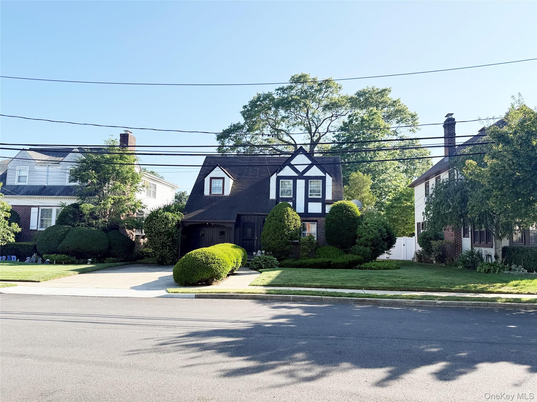 266 E Chester Street photo 1