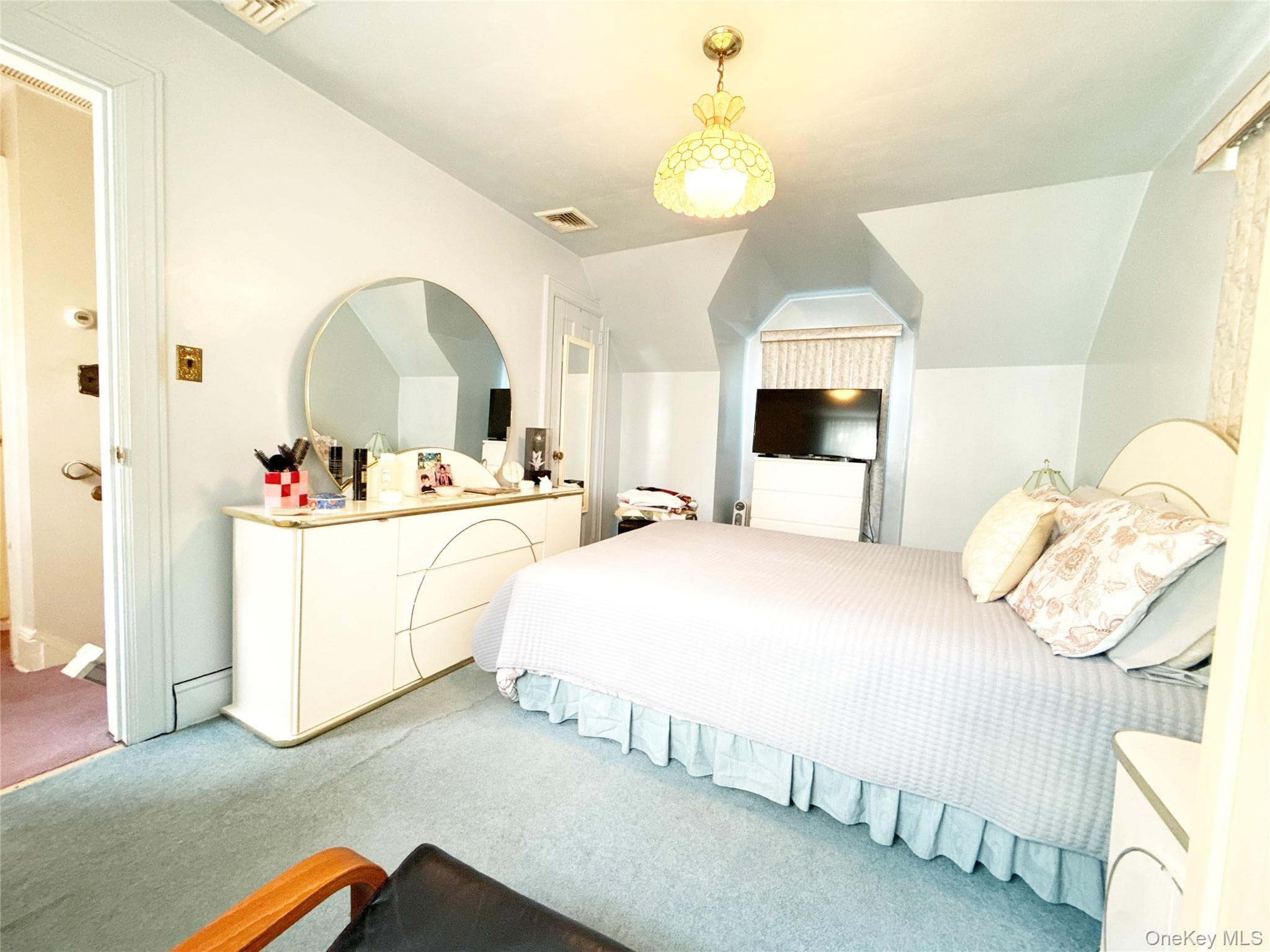 266 E Chester Street thumbnail 23