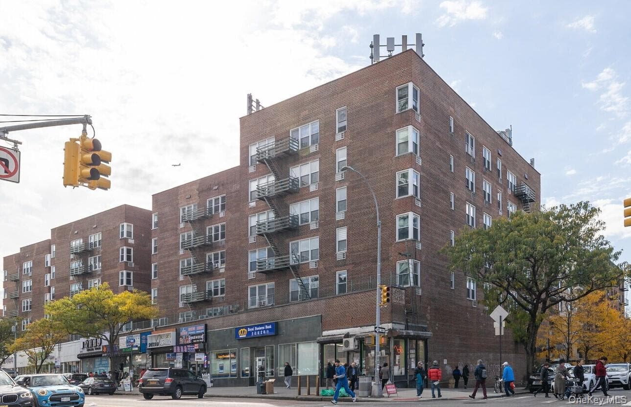 134-54 Maple Avenue Unit: 3FL, Flushing