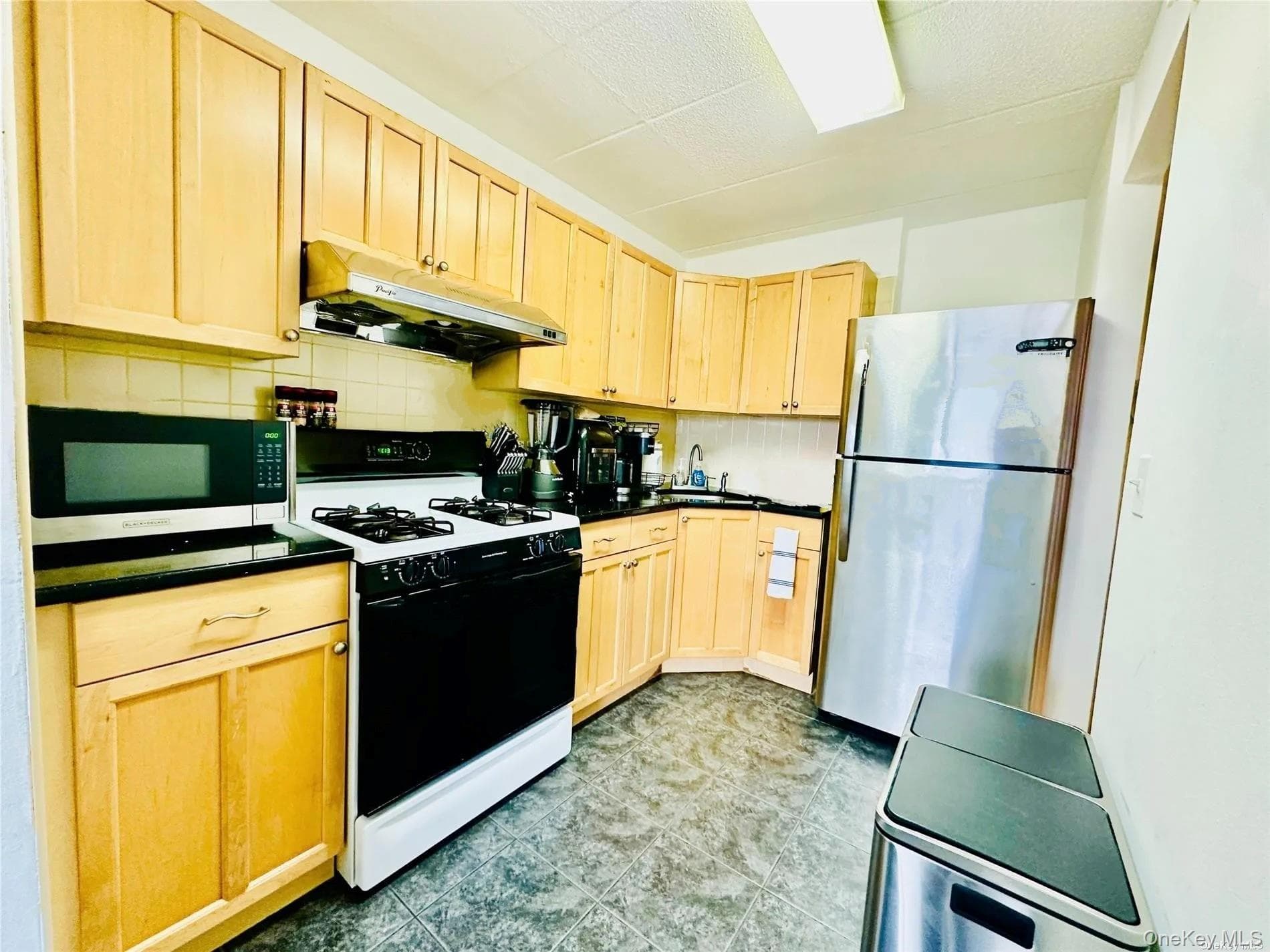 92-29 Queens Boulevard Unit: 16H thumbnail 13