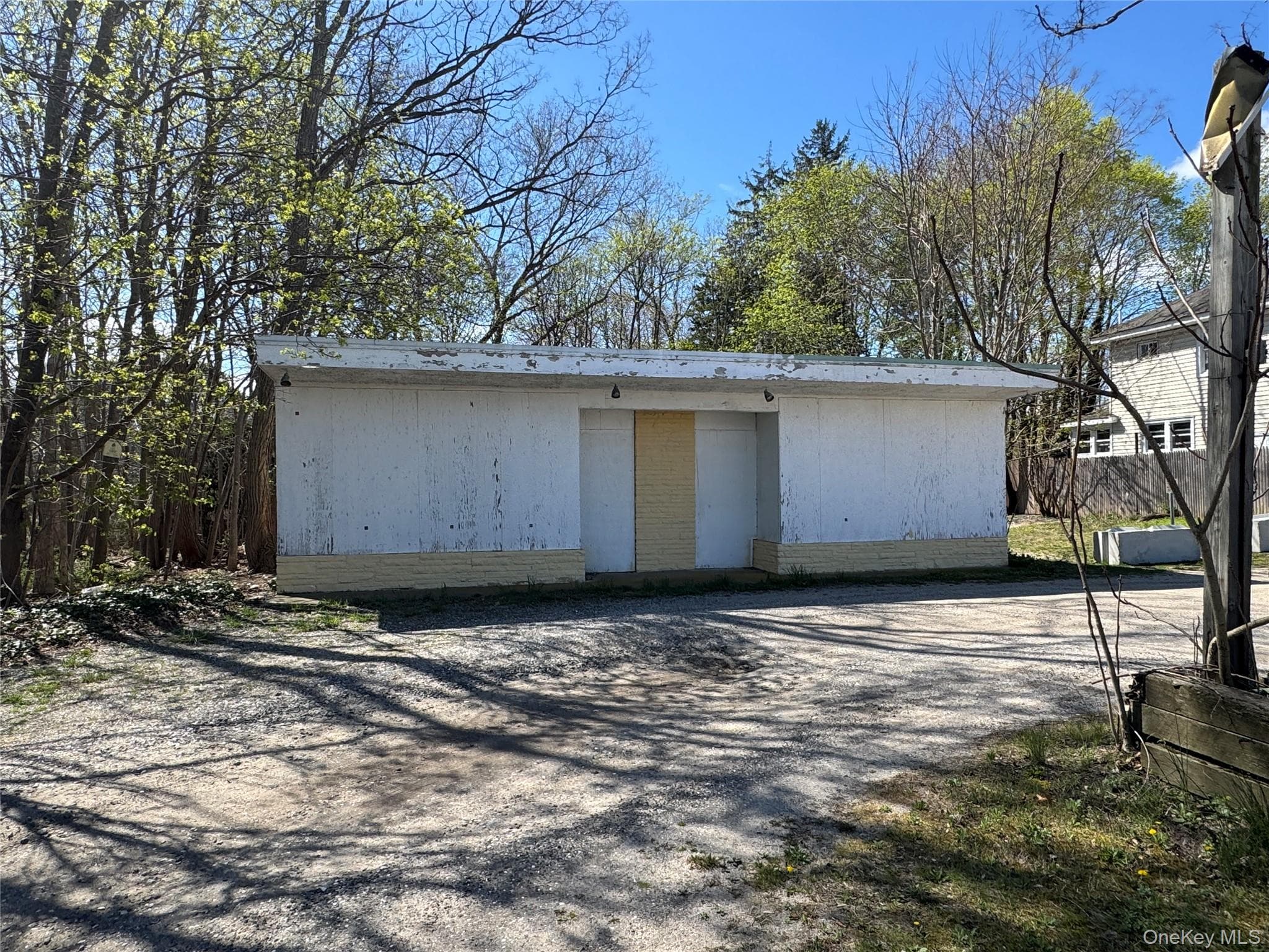 849-853 W Main Street photo 1
