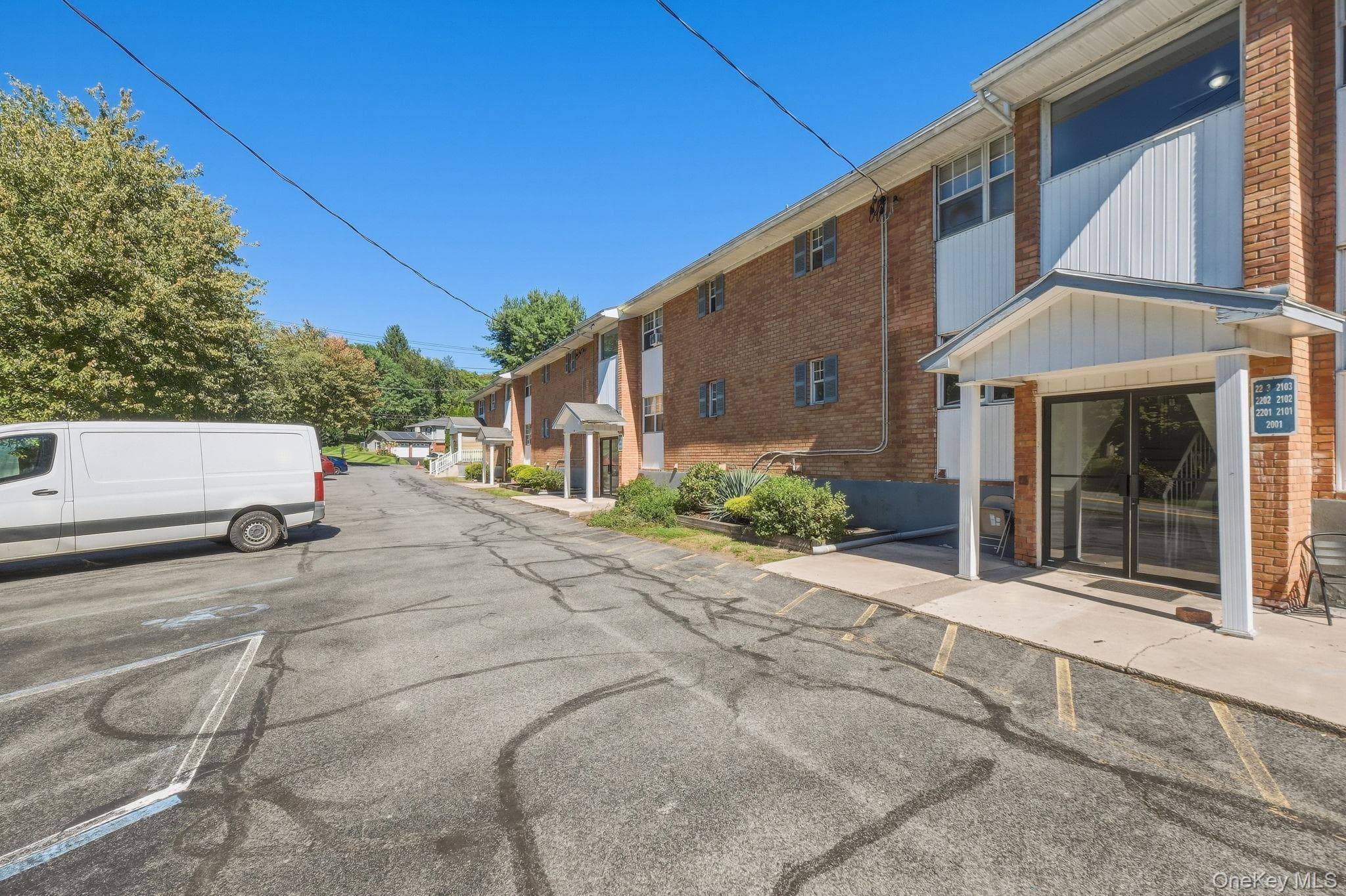 2301 Barclay Manor Unit: 23A thumbnail 11