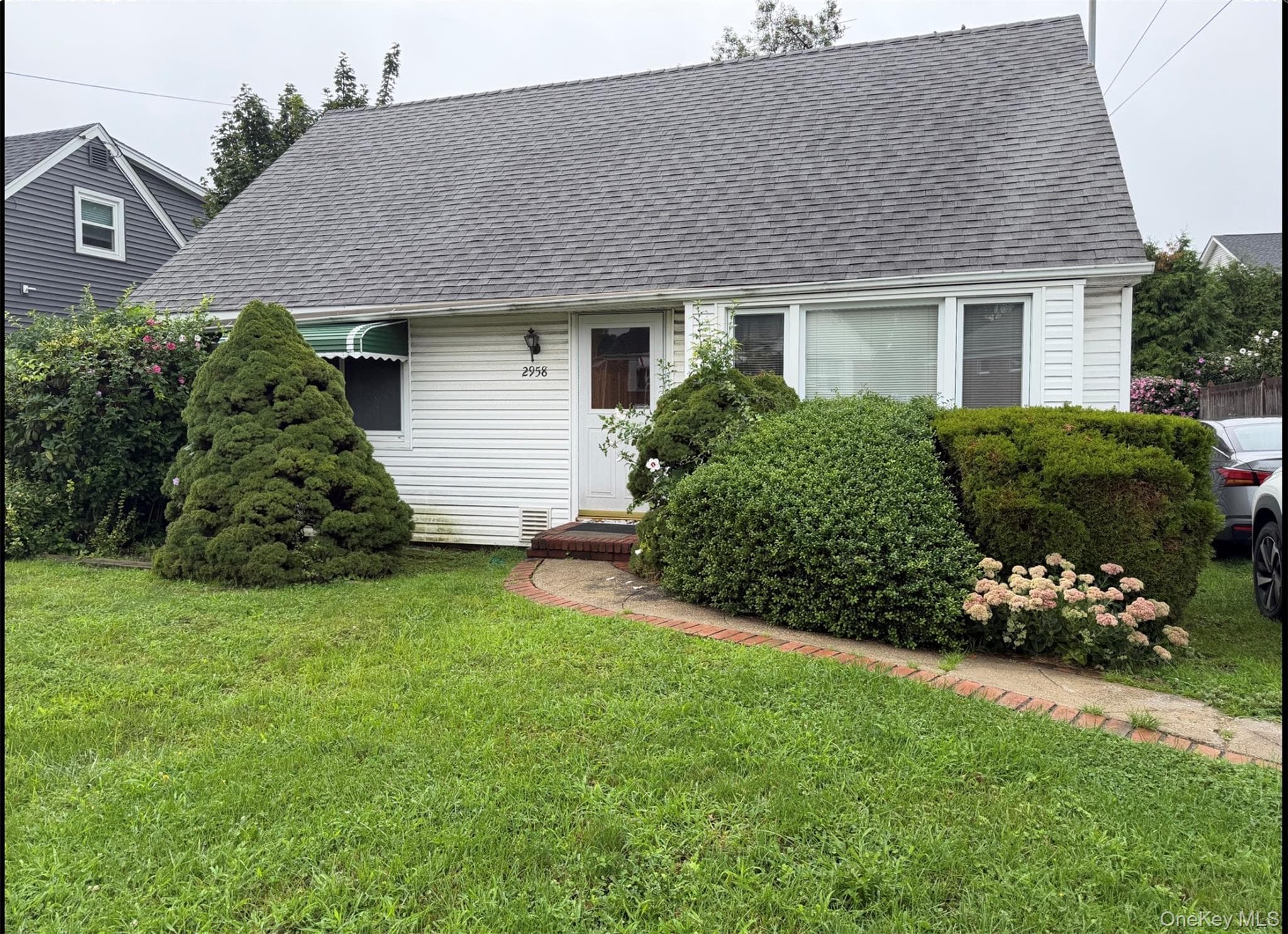 2958 Oceanside Road, Oceanside