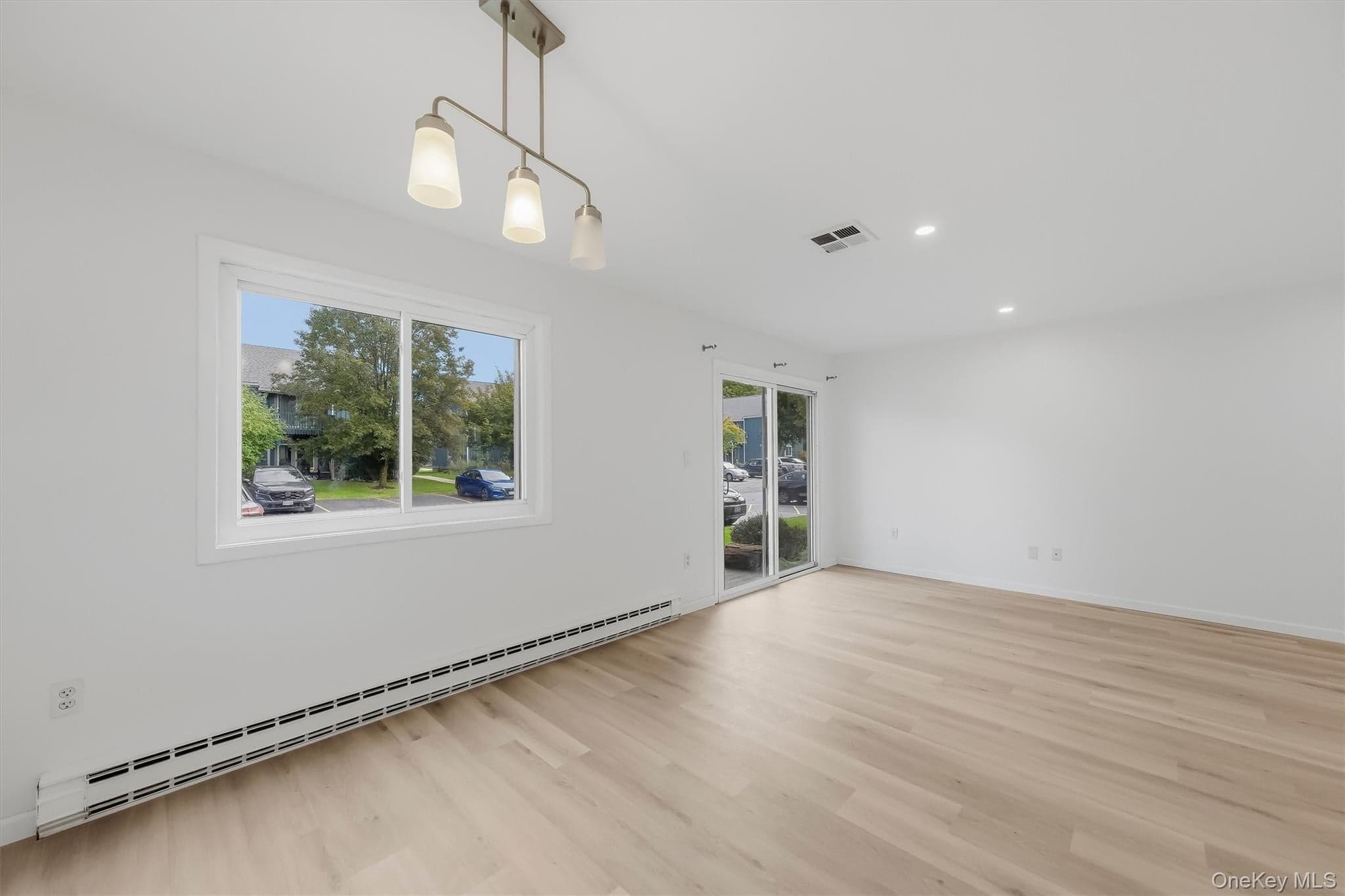 82 Sterling Street Unit: 82 thumbnail 9