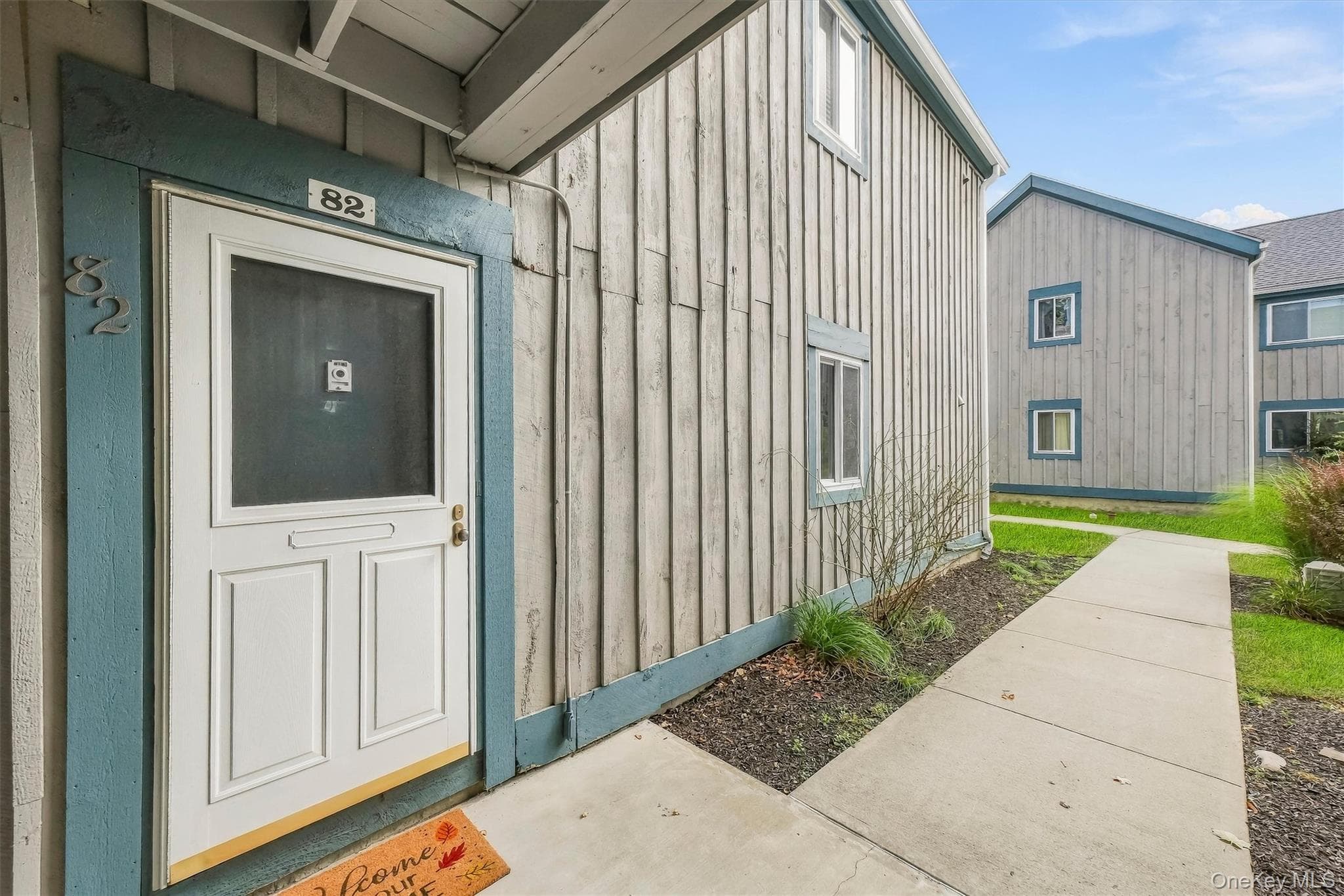 82 Sterling Street Unit: 82 thumbnail 2