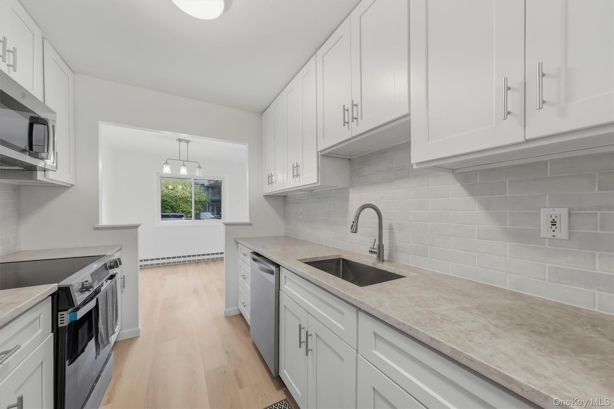 82 Sterling Street Unit: 82 thumbnail 13