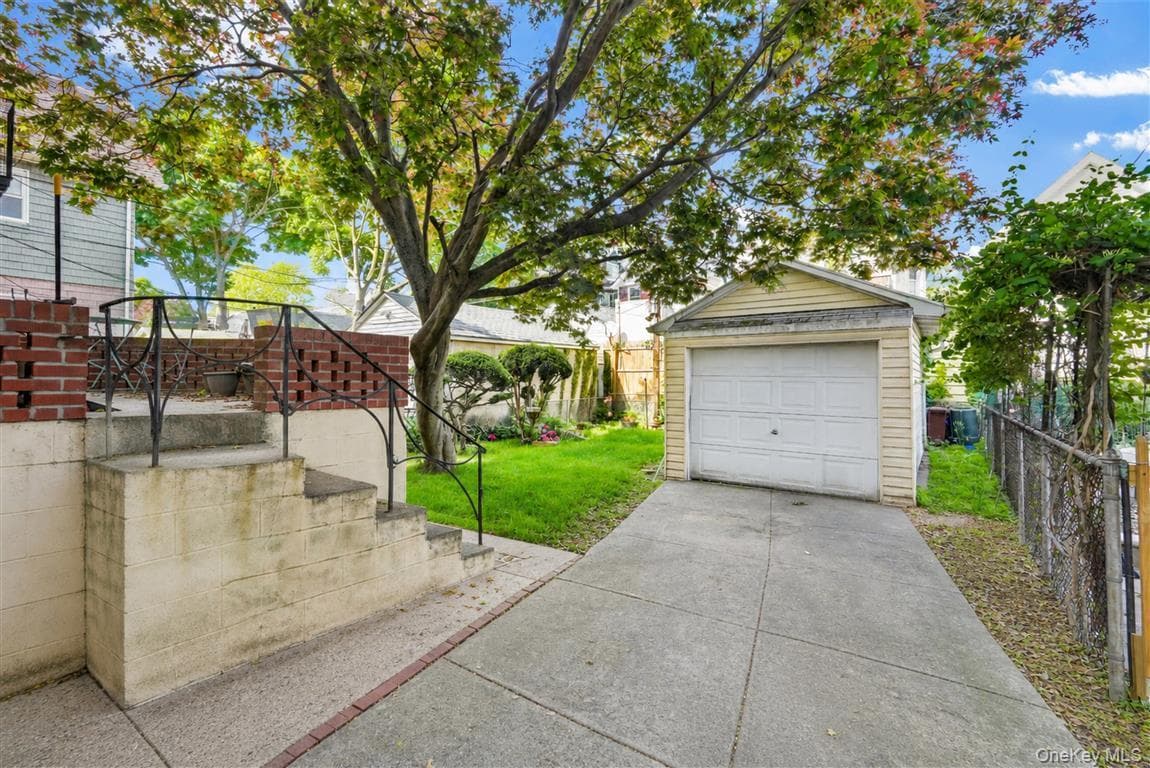 85-29 123rd Street thumbnail 6