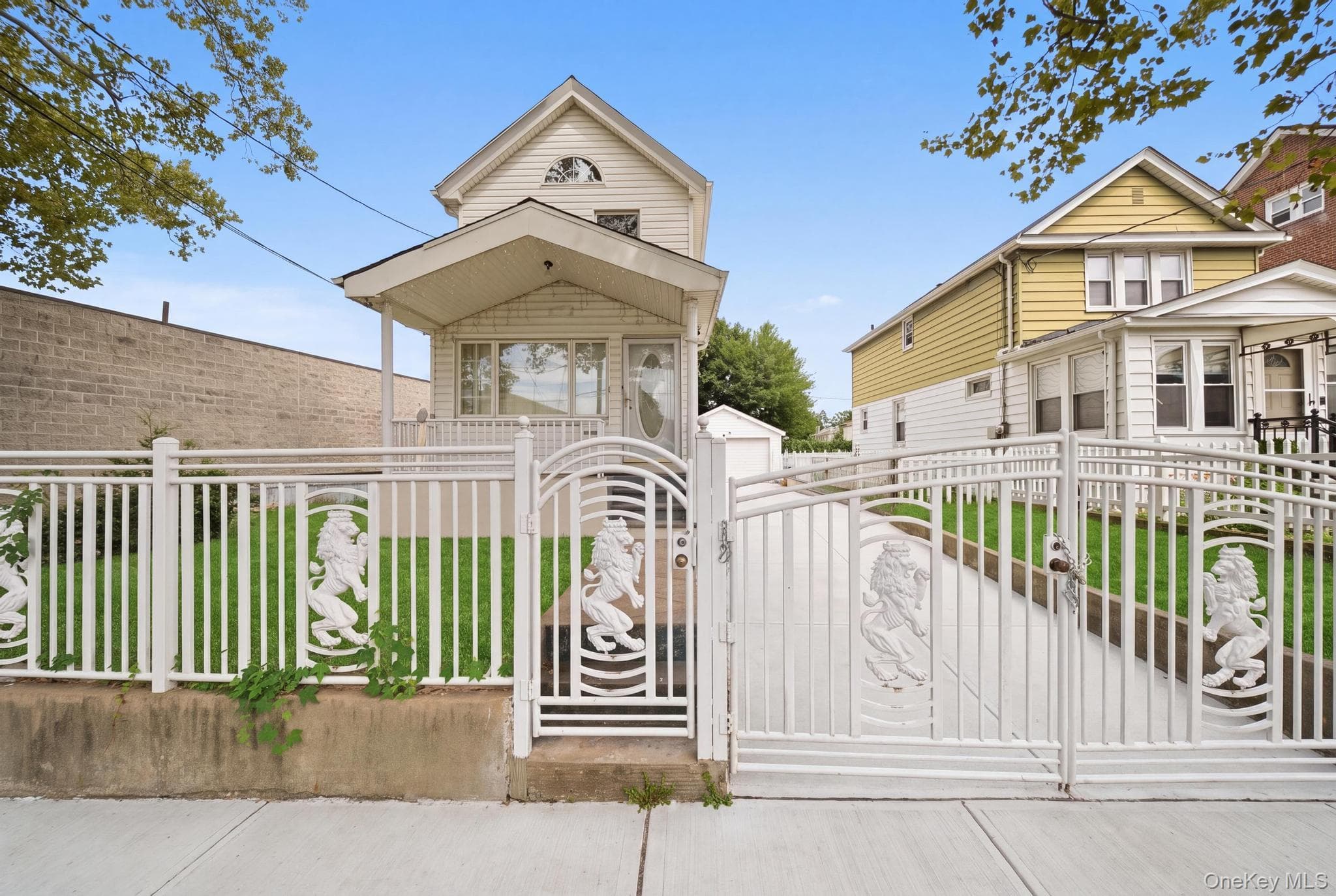 21615 113th Avenue photo 1