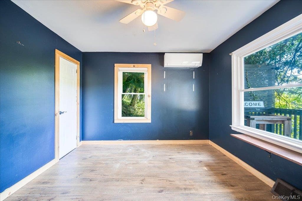 570 Lakes Road thumbnail 15