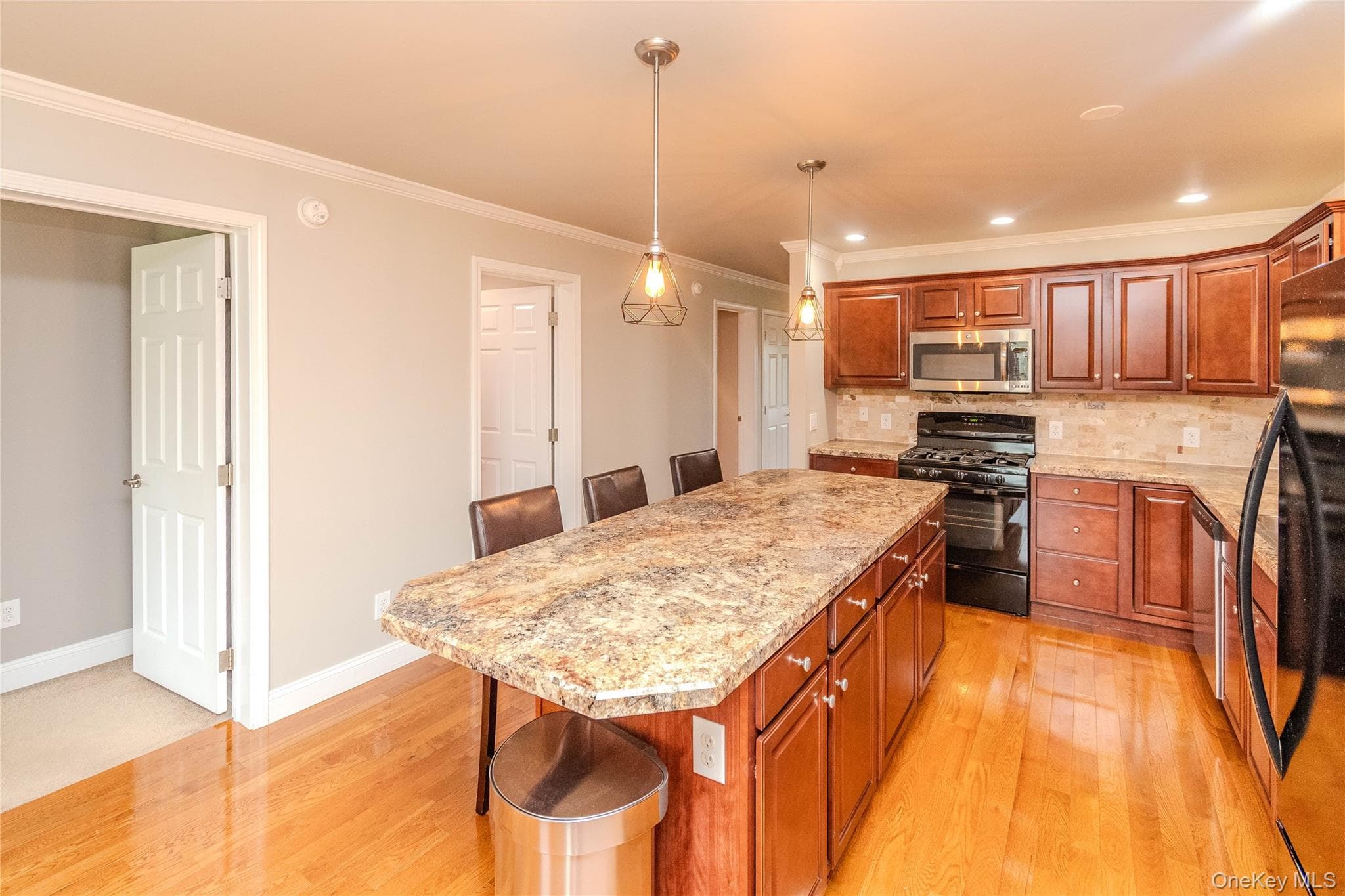 8 Quincy Stowell Court thumbnail 9