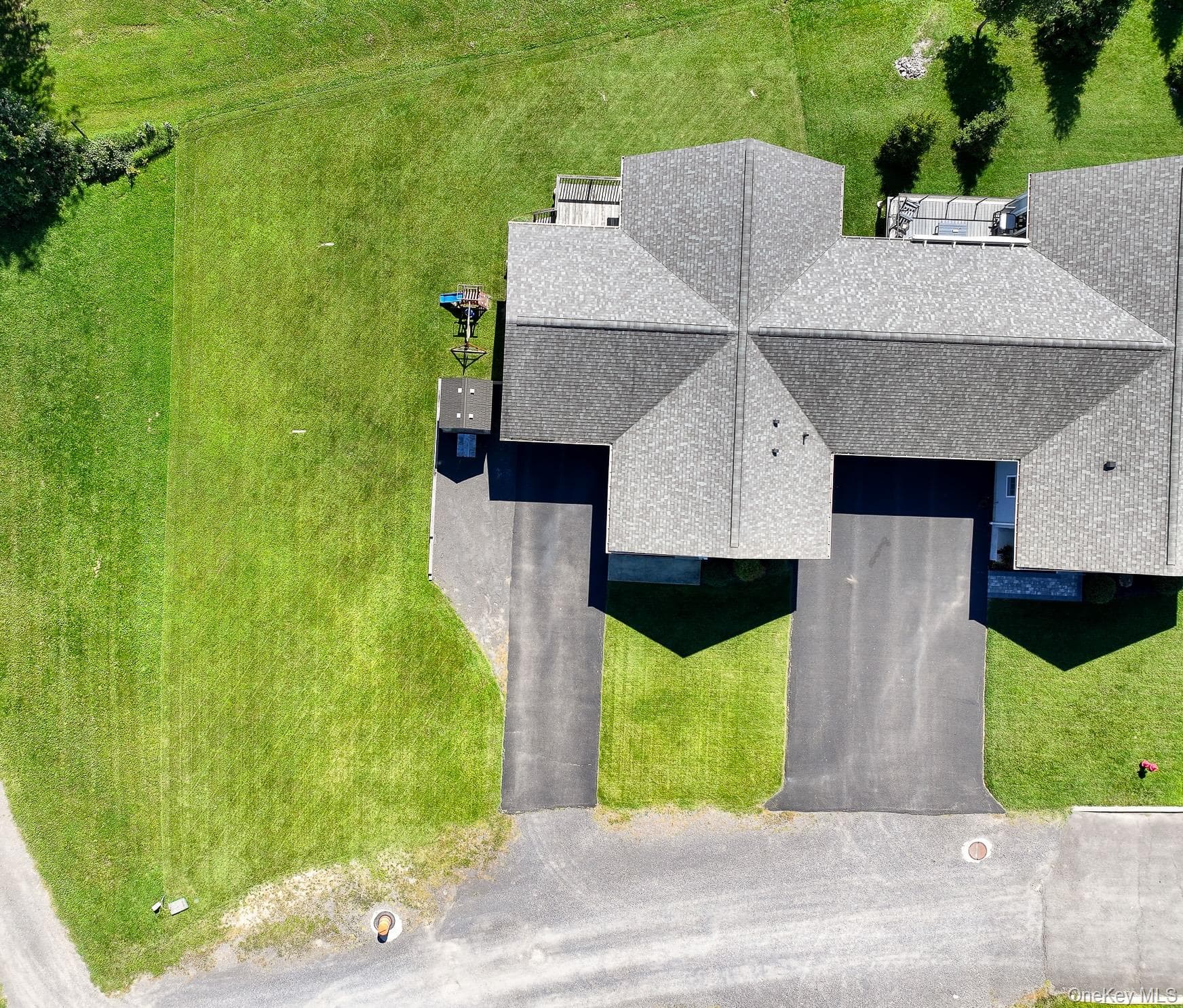 8 Quincy Stowell Court thumbnail 5