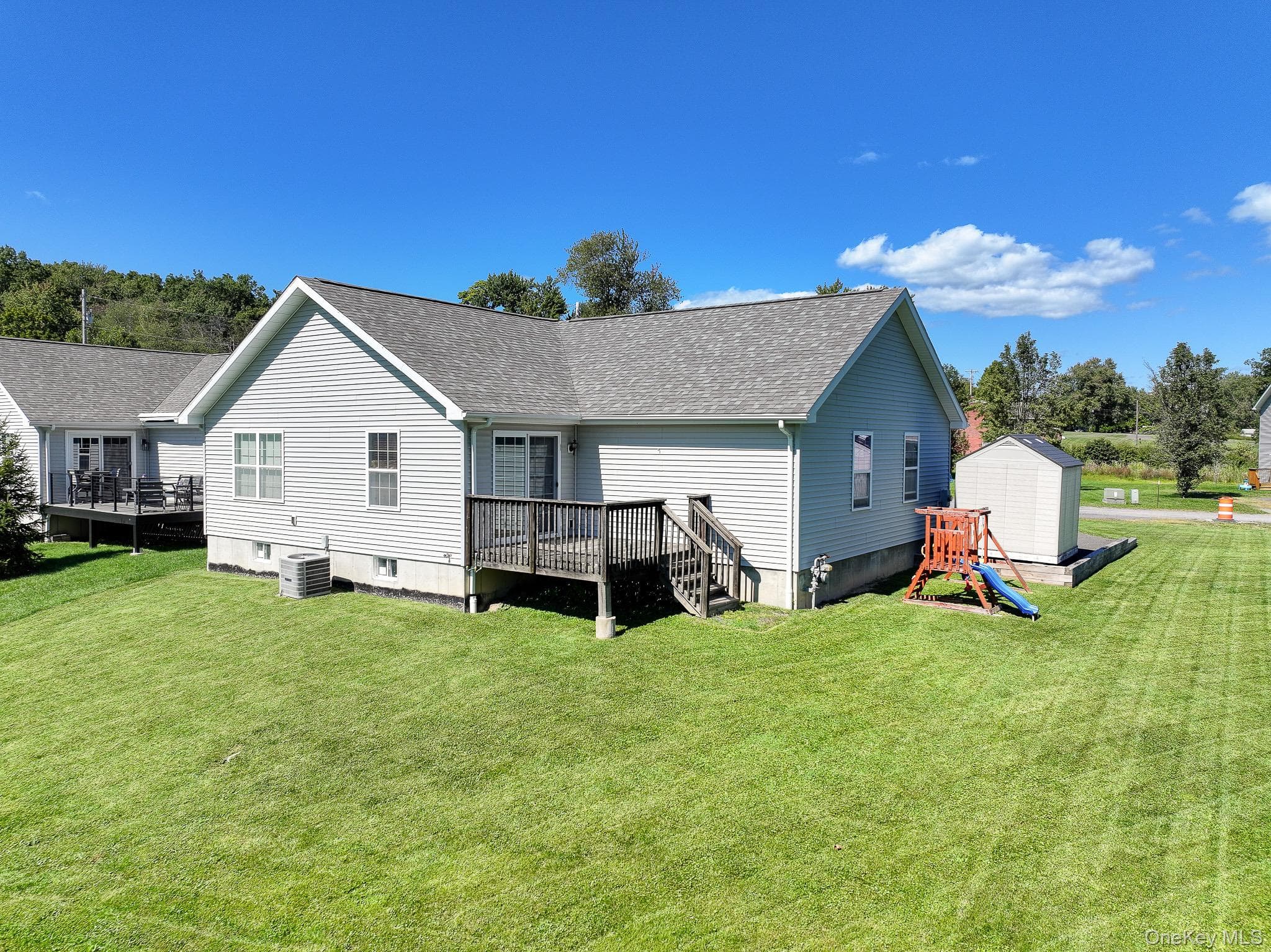 8 Quincy Stowell Court thumbnail 29
