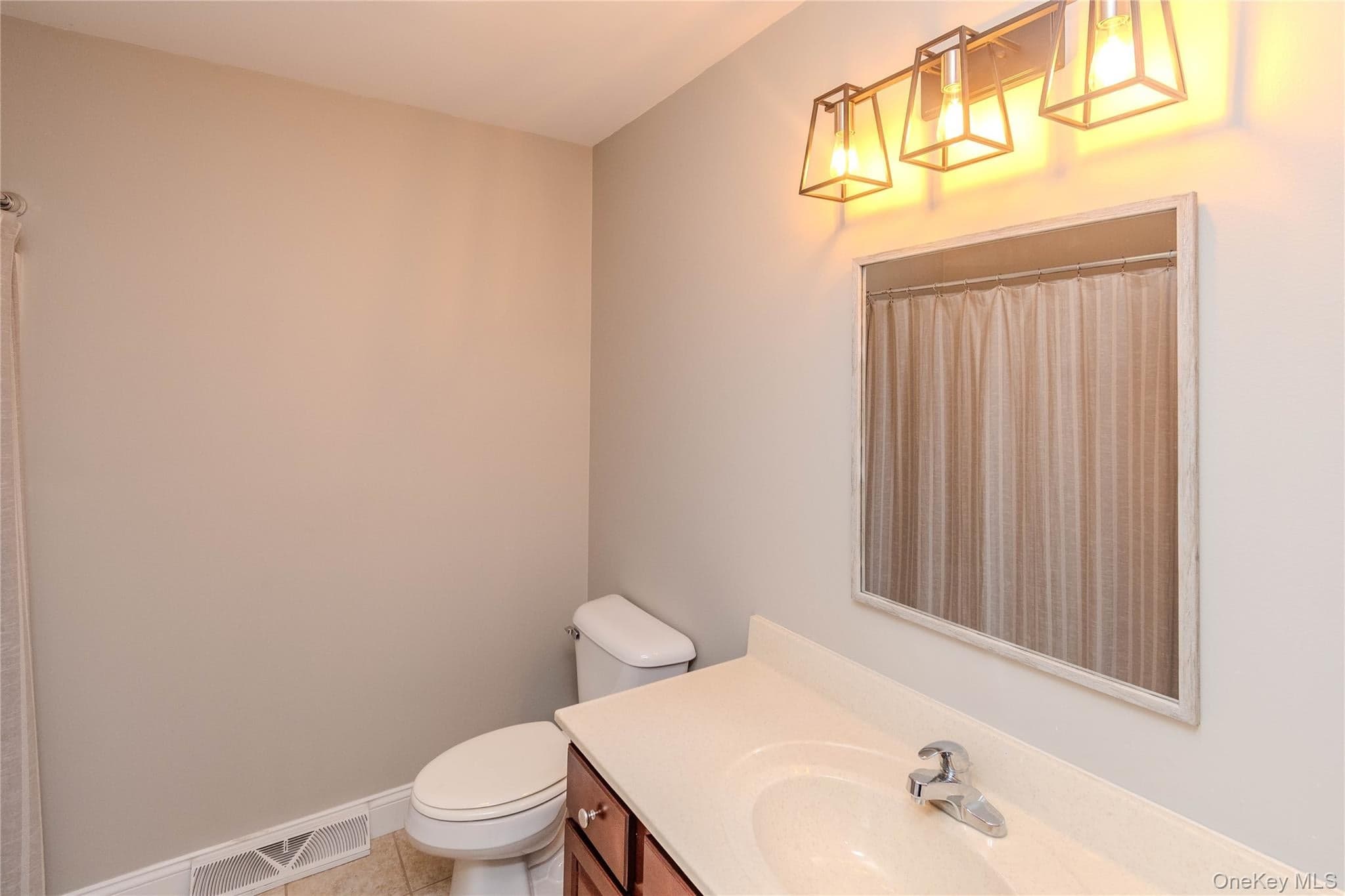 8 Quincy Stowell Court thumbnail 20