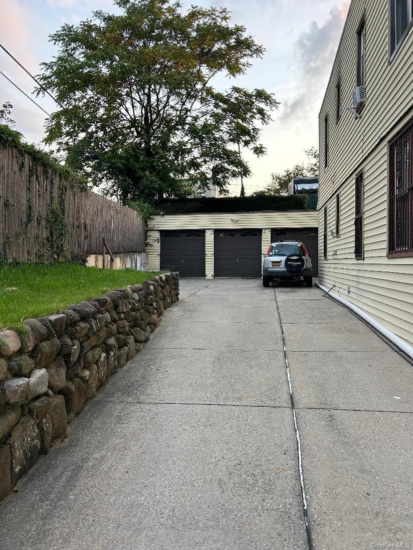 73-58 71st Street thumbnail 33