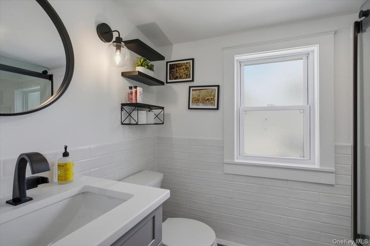 8 E Willow Street thumbnail 26