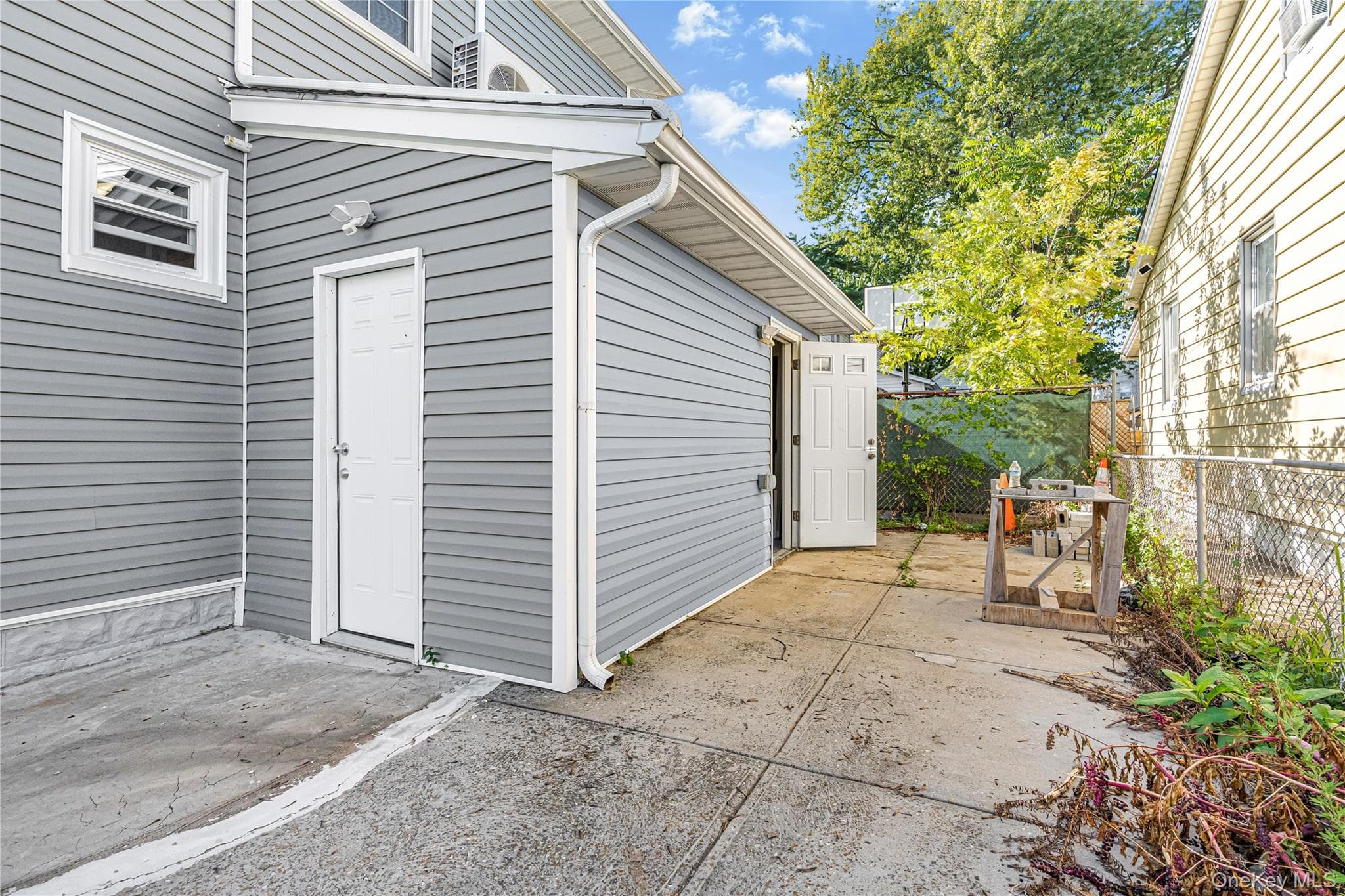 1161 E 88th Street thumbnail 24