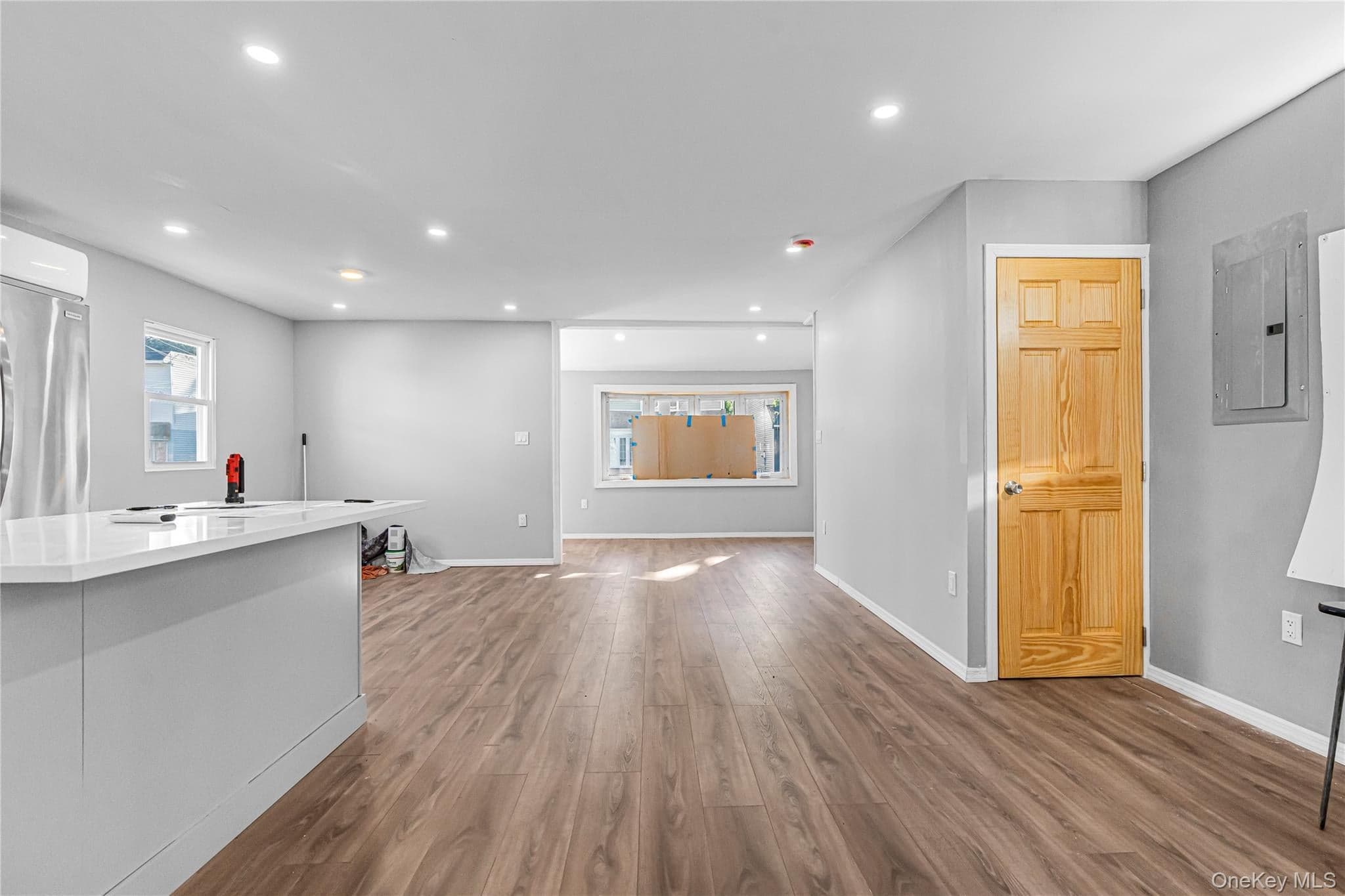 1161 E 88th Street thumbnail 5