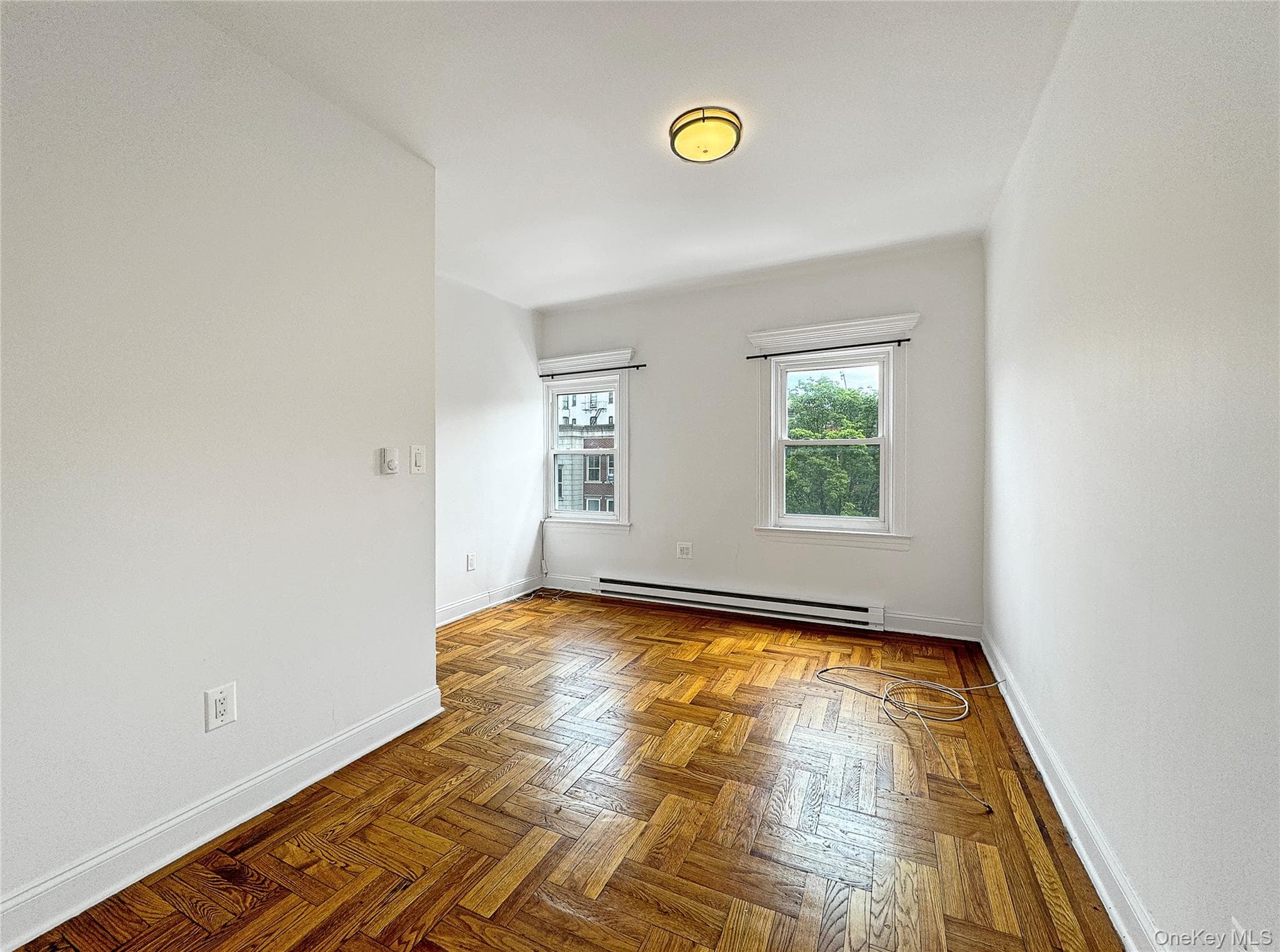 811 Courtlandt Avenue thumbnail 36
